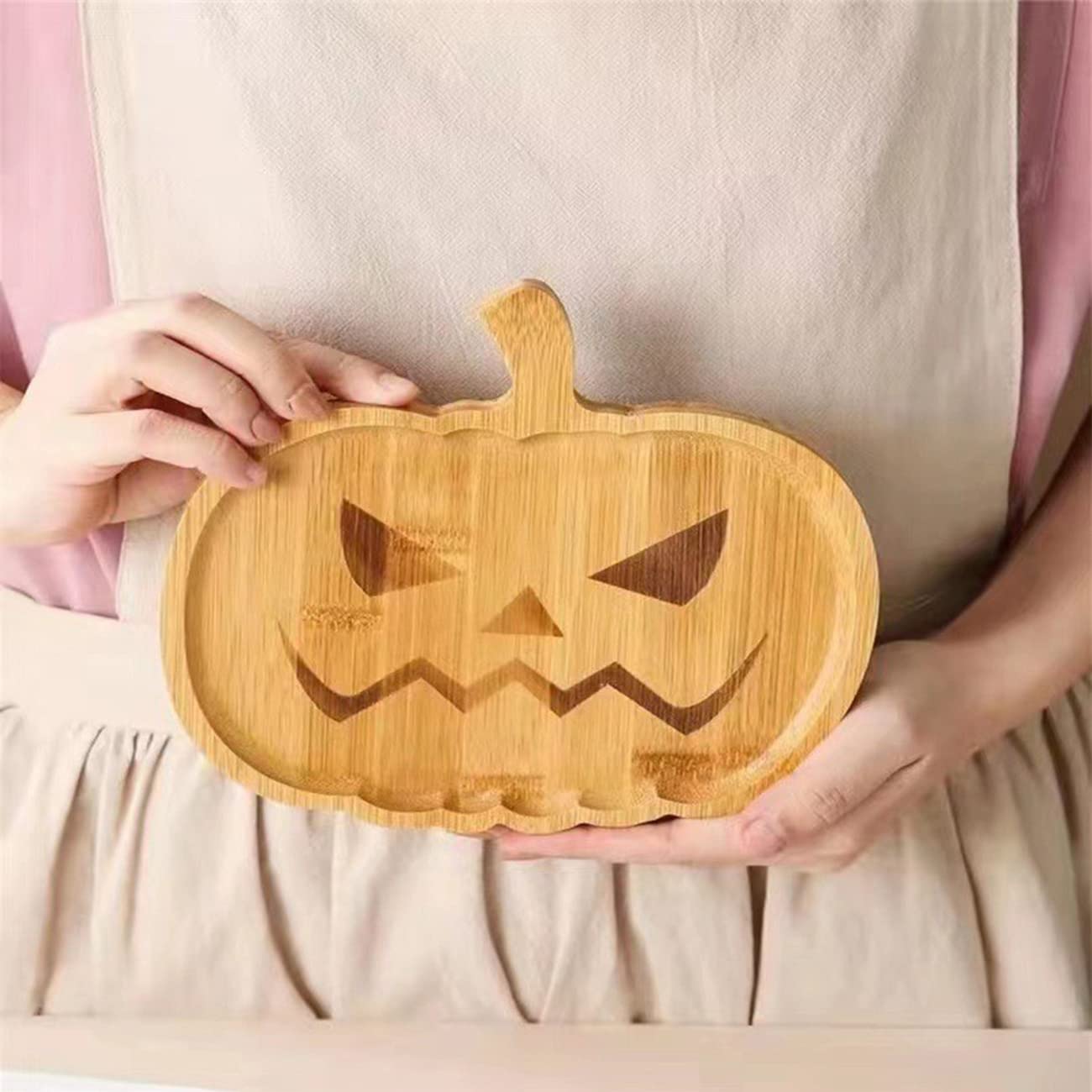 DOOZLLE Halloween Pumpkin Plate - Wooden Ghost Pumpkin Serving Tray for Trick or Treat, Fruit Snacks, Desserts & Breakfast Display - Perfect for Halloween Party Supplies & Seasonal Home Decor