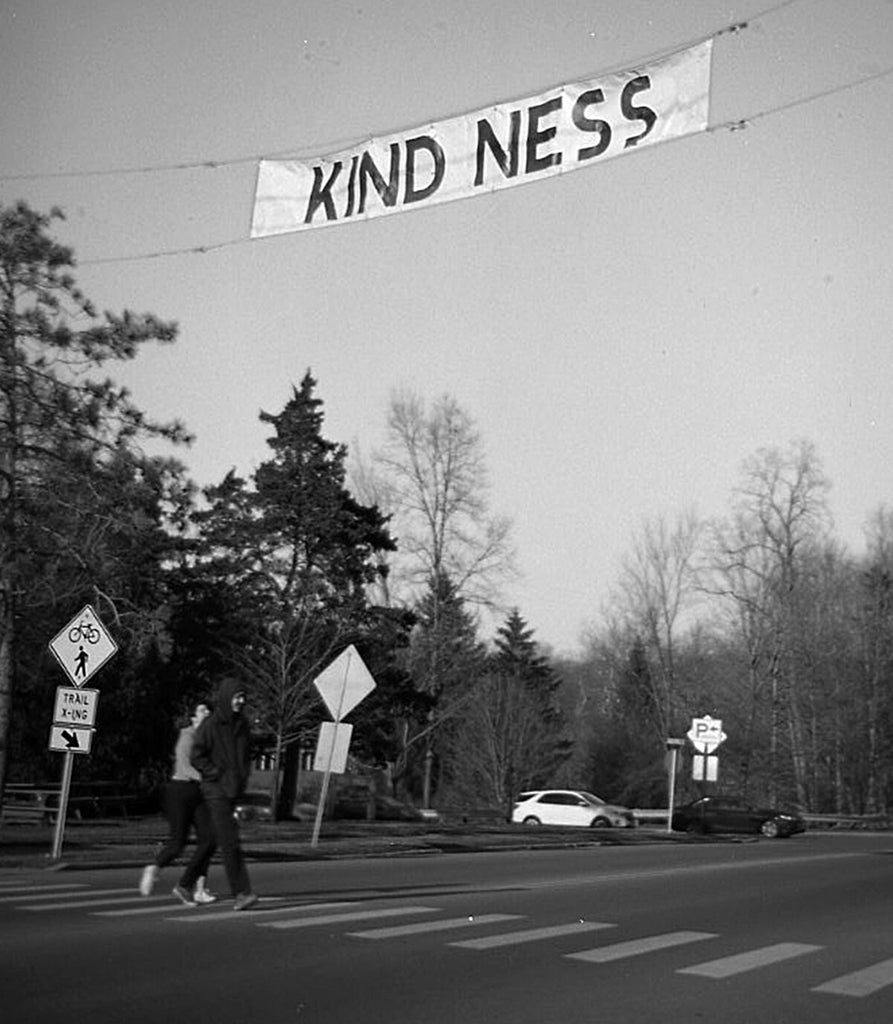 Film Photography Project Basic Black & White Negative Film - 620 Film Roll (Single) for Vintage Cameras - Perfect for Classic Photography & Artistic Projects