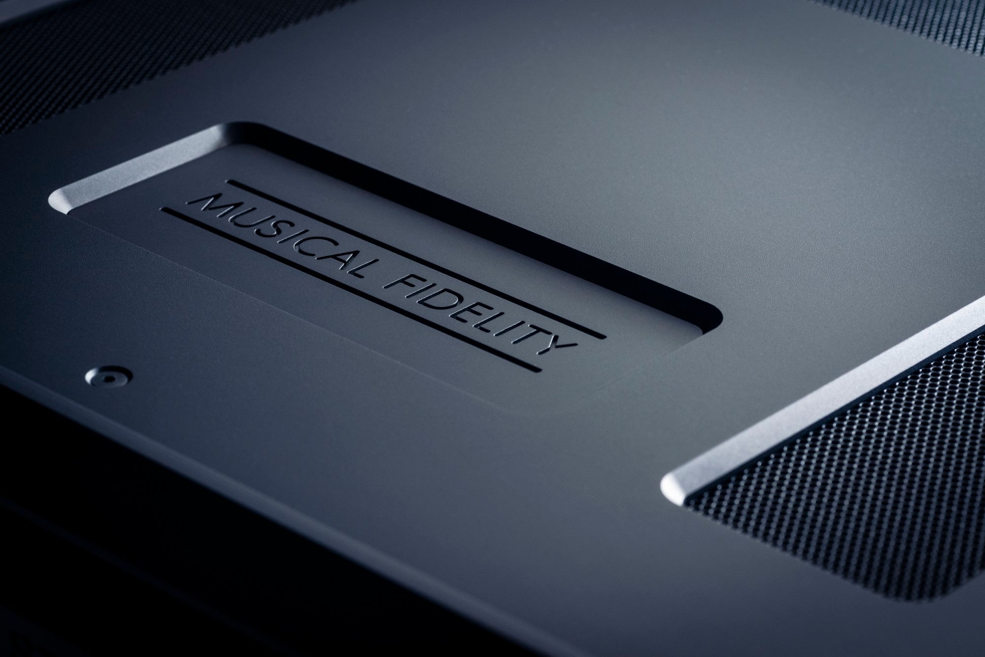 Musical Fidelity Nu Vista PAM Fully Balanced Discrete Mono Power Amplifier with Separate Power Supply - Premium Audio Equipment for Home Theater & Hi-Fi Systems