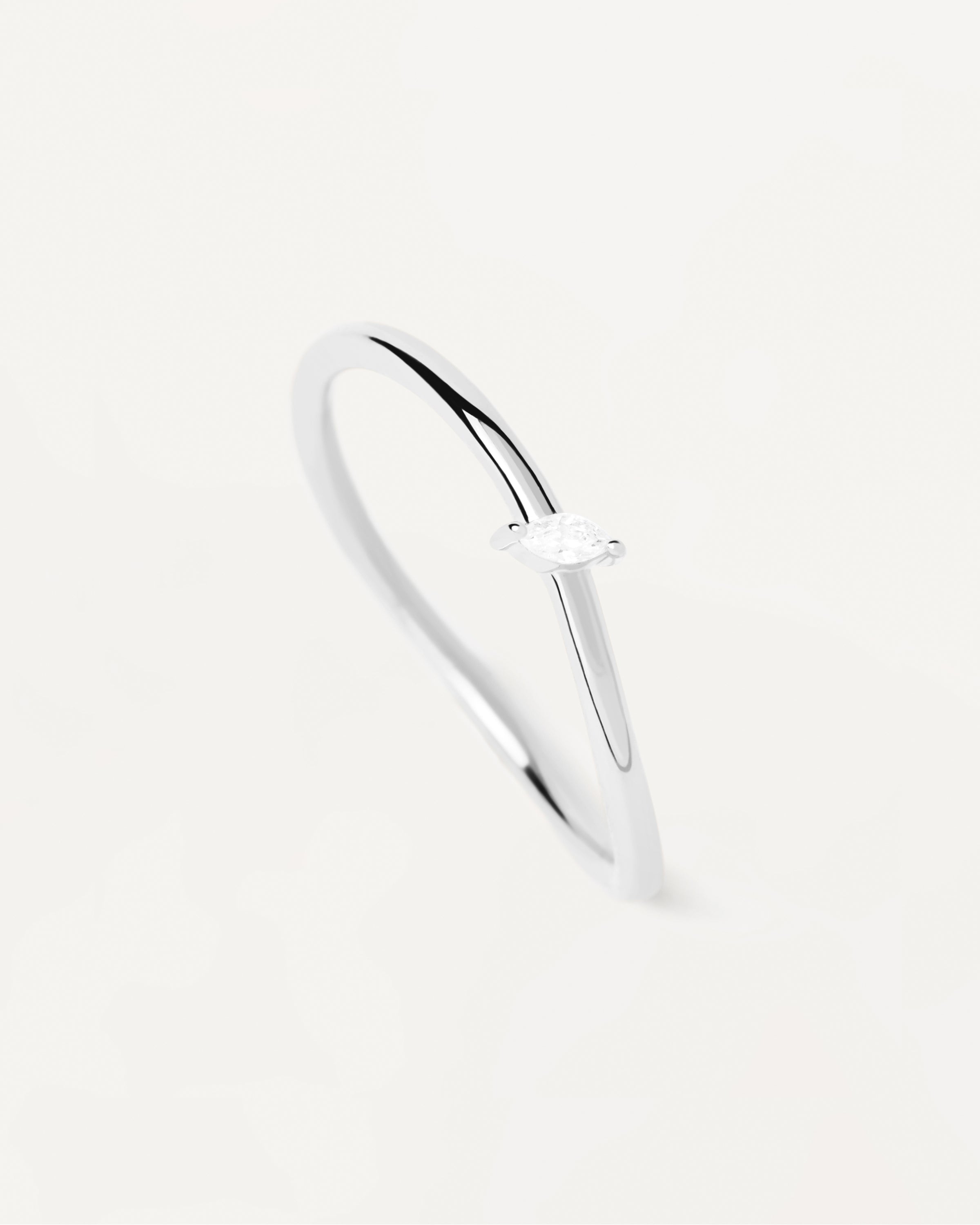 Elegant Sterling Silver Leaf Ring for Women - Nature-Inspired Jewelry for Everyday Wear & Special Occasions