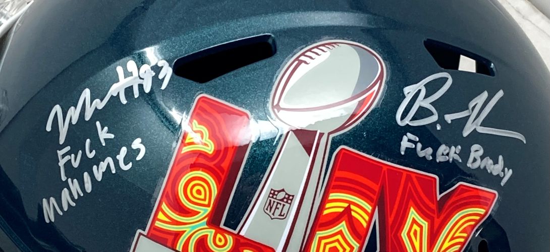 B Graham M Williams Signed Full Size SB59 LIX Replica Helmet with Tom Brady & Patrick Mahomes - Display Case Included - Perfect for Sports Memorabilia Collectors and Chiefs/Buccaneers Fans