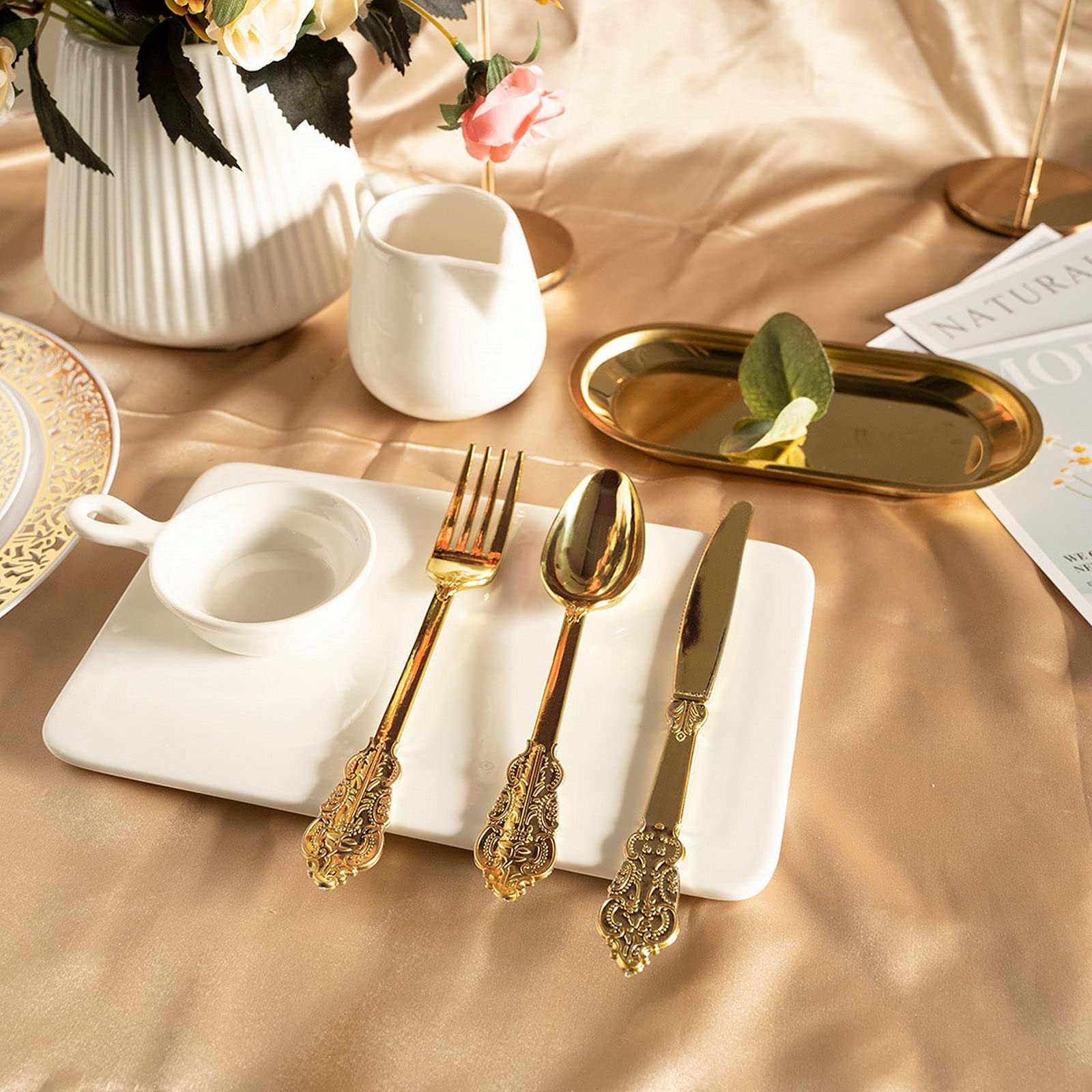 300-Piece Gold Plastic Cutlery Set with 72 Gold Plastic Cups & 60 White Plastic Plates - Elegant Disposable Tableware for Parties, Weddings, and Events