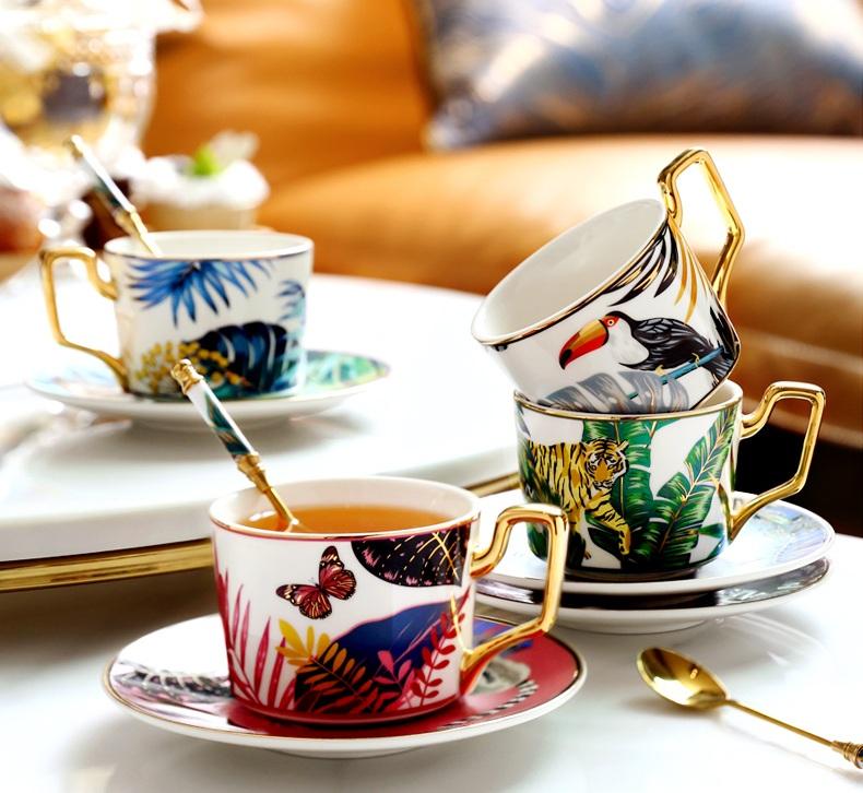 Premium Porcelain Coffee Cups with Gold Trim - Elegant Tea Cups and Saucers Set in Jungle Animal Design, Includes Gift Box for Perfect Gifting - Ideal for Home, Office, and Cafe Use