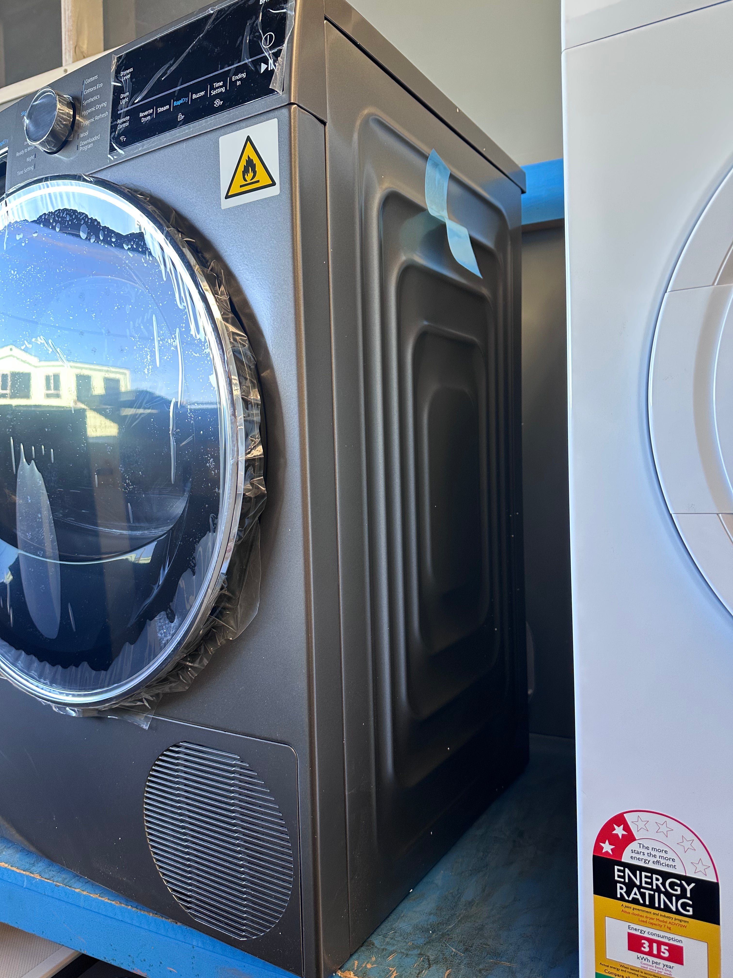 Beko BDPB904HG 9kg Hybrid Heat Pump Dryer - Energy Efficient Graphite Laundry Dryer for Home Use [Factory Second] | Perfect for Apartments & Small Spaces