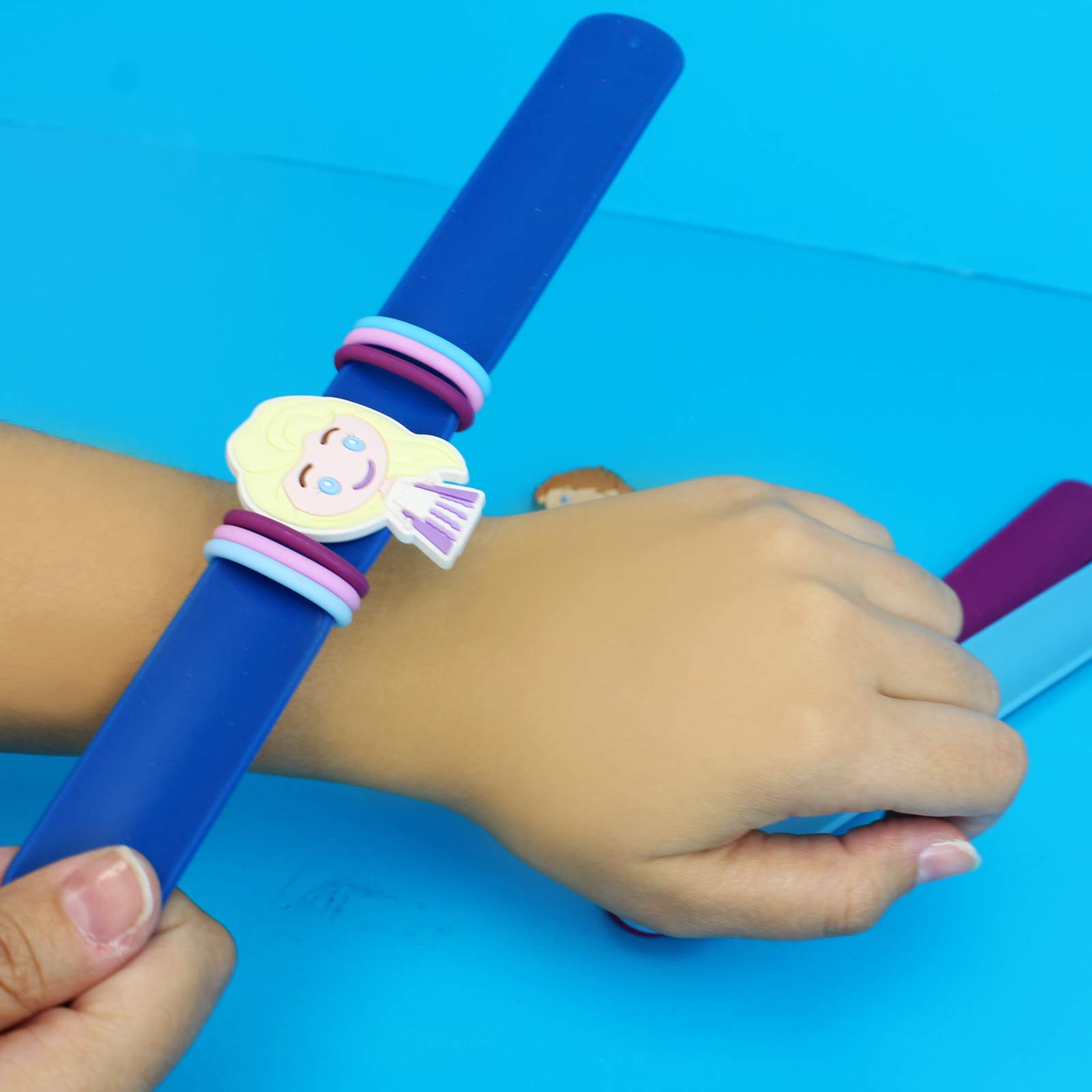 Frozen 2 Slap Bracelets for Kids by Tara Toys - Disney Princess Elsa & Anna Wristbands - Fun Party Favors, Birthday Gifts & Classroom Rewards