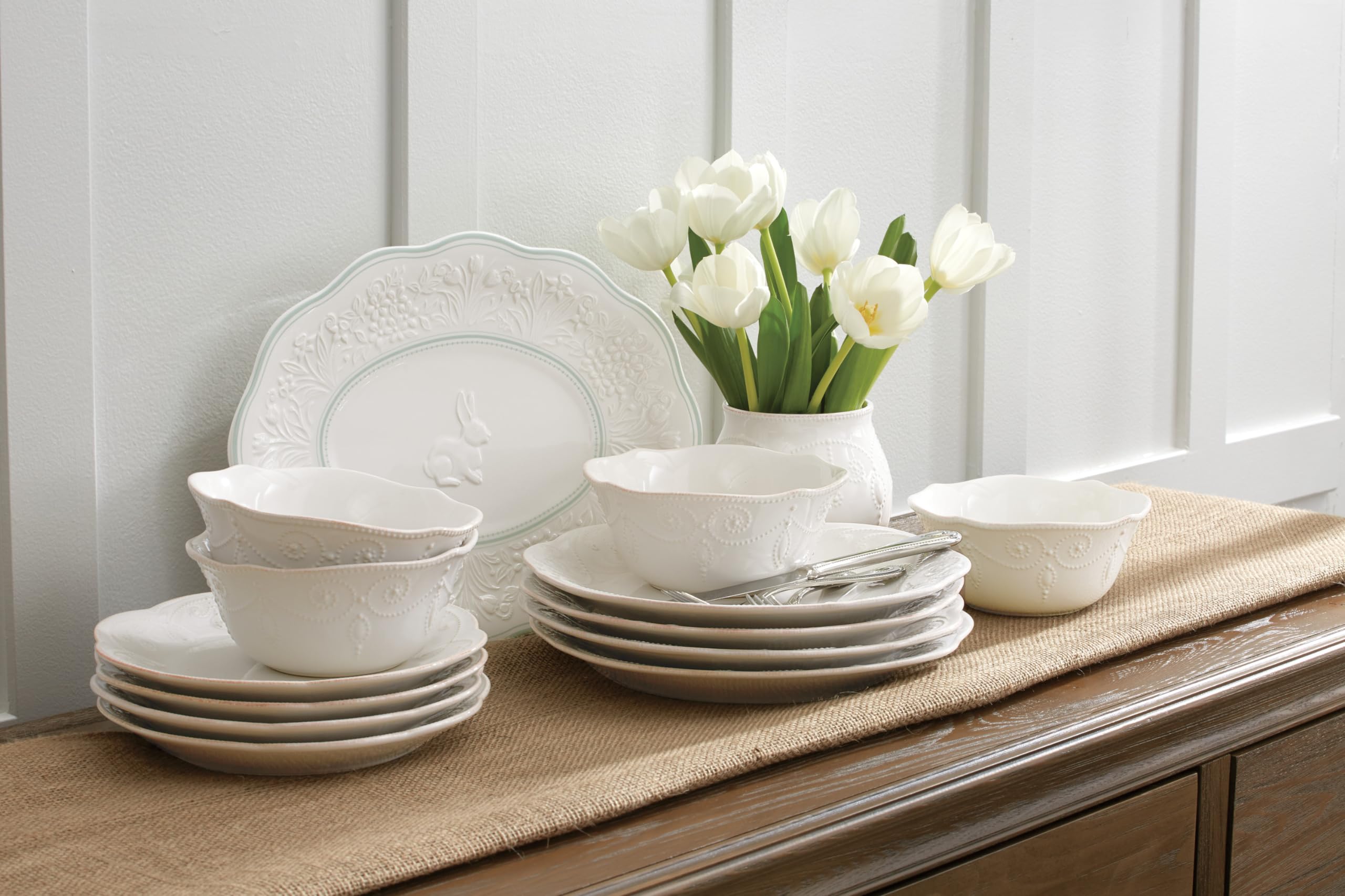 Lenox French Perle 12-Piece Dinnerware Set - Elegant White Porcelain Tableware with Accent Plates for Formal Dining, Wedding Registry & Holiday Entertaining