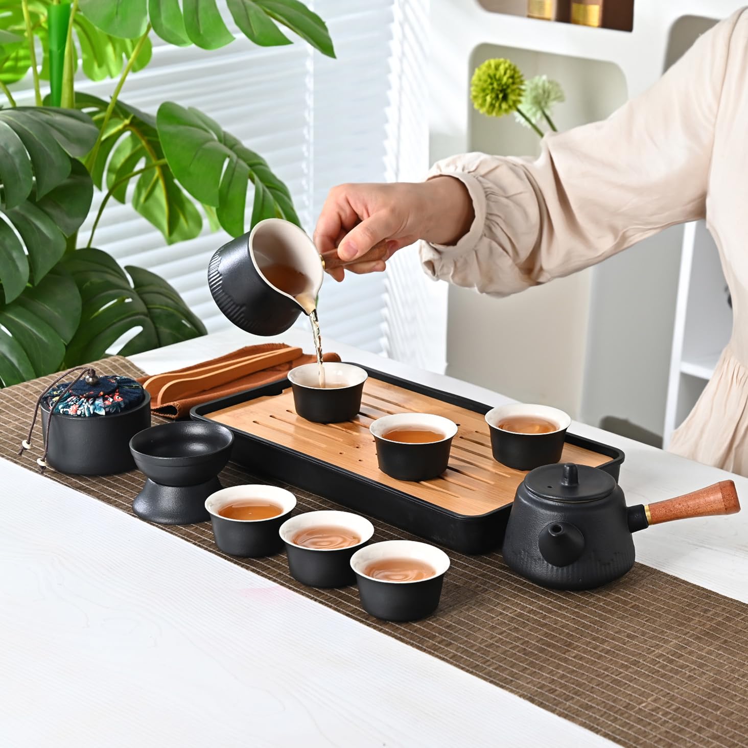 Premium Chinese Gongfu Tea Set - Traditional Side Handle Teapot with 6 Cups for Adults | Authentic Kung Fu Tea Ceremony Set | Perfect for Home Tea Parties, Meditation & Gift Giving