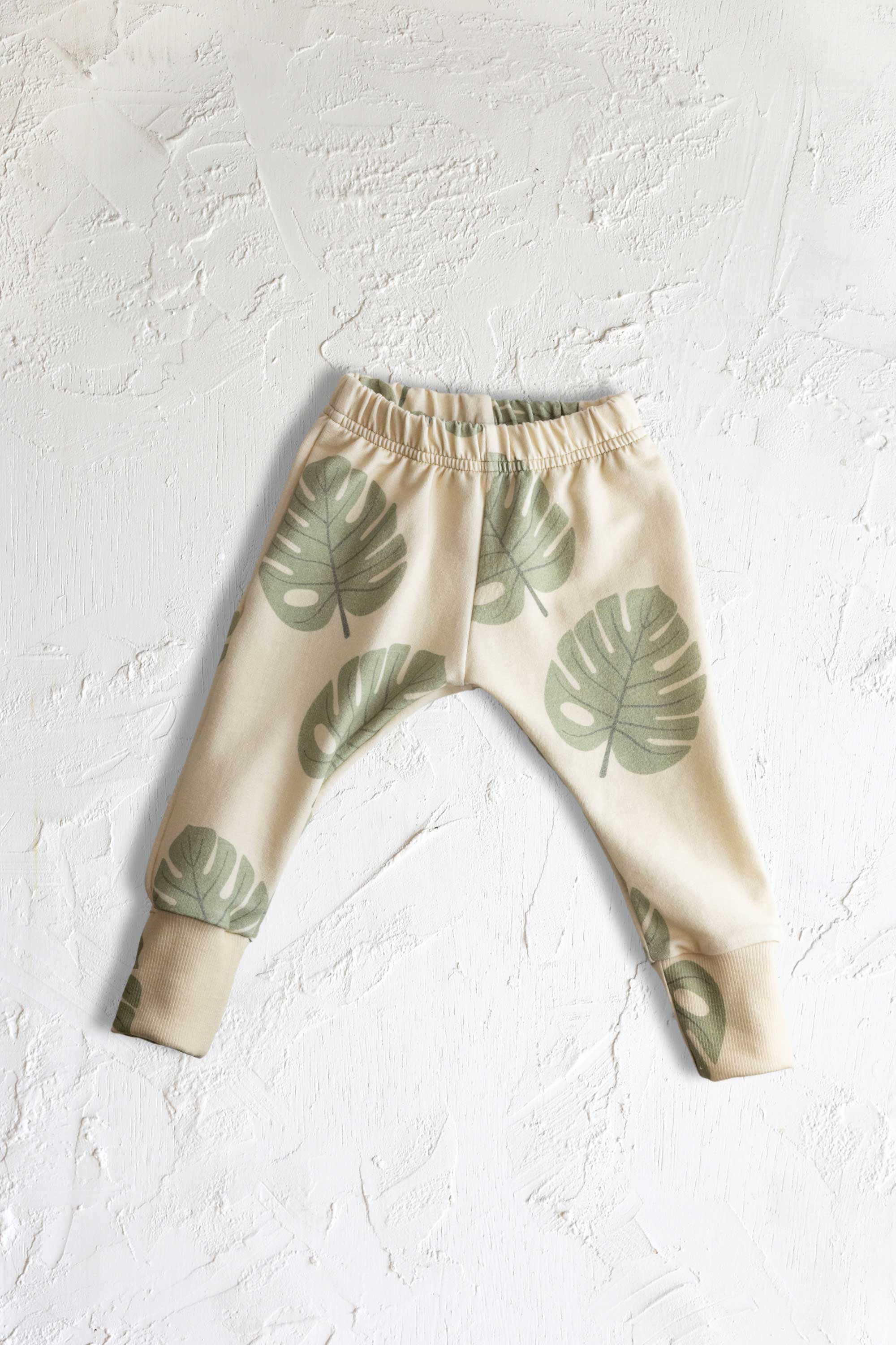 Organic Monstera Sweatpants for Women - Soft Comfortable Lounge Pants with Leaf Print - Perfect for Yoga, Home Wear & Casual Outfits