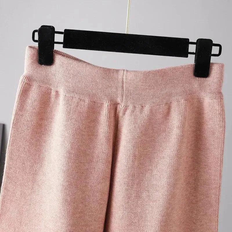 Warm & Stylish Women's Wool Two-Piece Pants Set - Perfect for Winter Outfits & Office Wear