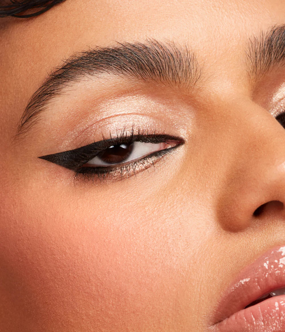 R.E.M. Beauty Lustrous Liquid Eyeshadow - Long Lasting Shimmery Eye Makeup for Day & Night Wear - Perfect for Parties, Date Nights & Special Occasions