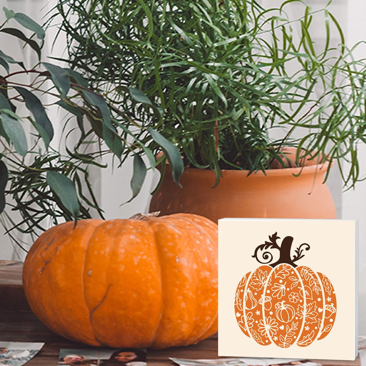 YUANHAO 5x5 Inch Thanksgiving Pumpkin Sign - Fall Harvest Decor for Home, Office & Table - Autumn Thanksgiving Decorations Indoor/Outdoor - Perfect for Holiday Parties, Centerpieces & Seasonal Home Styling