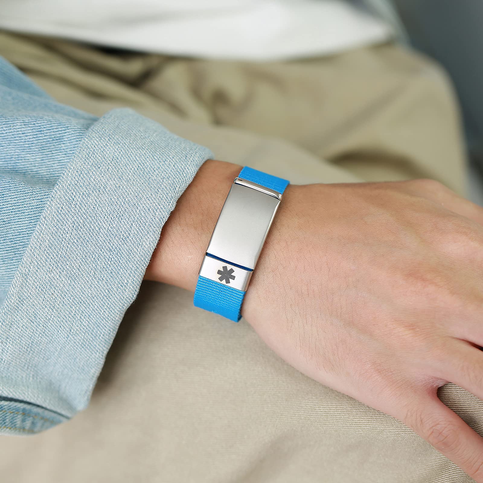 VNOX Custom Medical Alert Bracelet for Men & Women - Sporty Medical ID Bracelet for Emergency Health Conditions - Perfect for Running, Hiking & Daily Wear