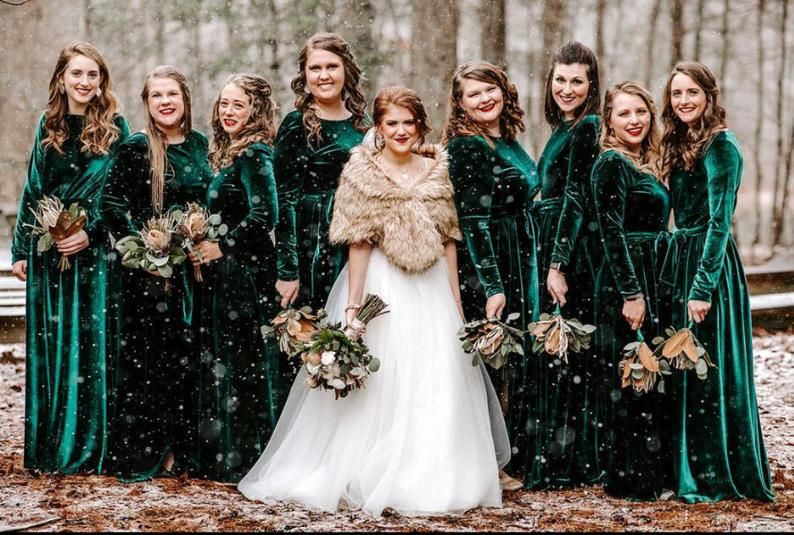 Elegant Green Velvet Mermaid Bridesmaid Dresses with Long Sleeves - Perfect for Weddings, Formal Events & Holiday Parties