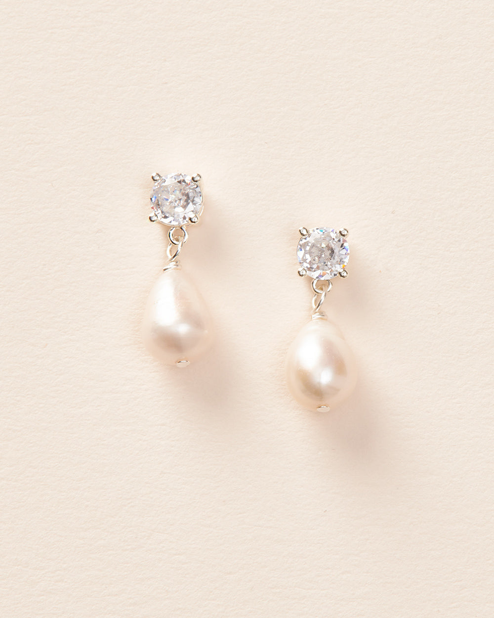 Elegant Isabella Pearl Earrings for Women - 18K Gold Plated Freshwater Pearls - Perfect for Weddings, Parties & Gifts
