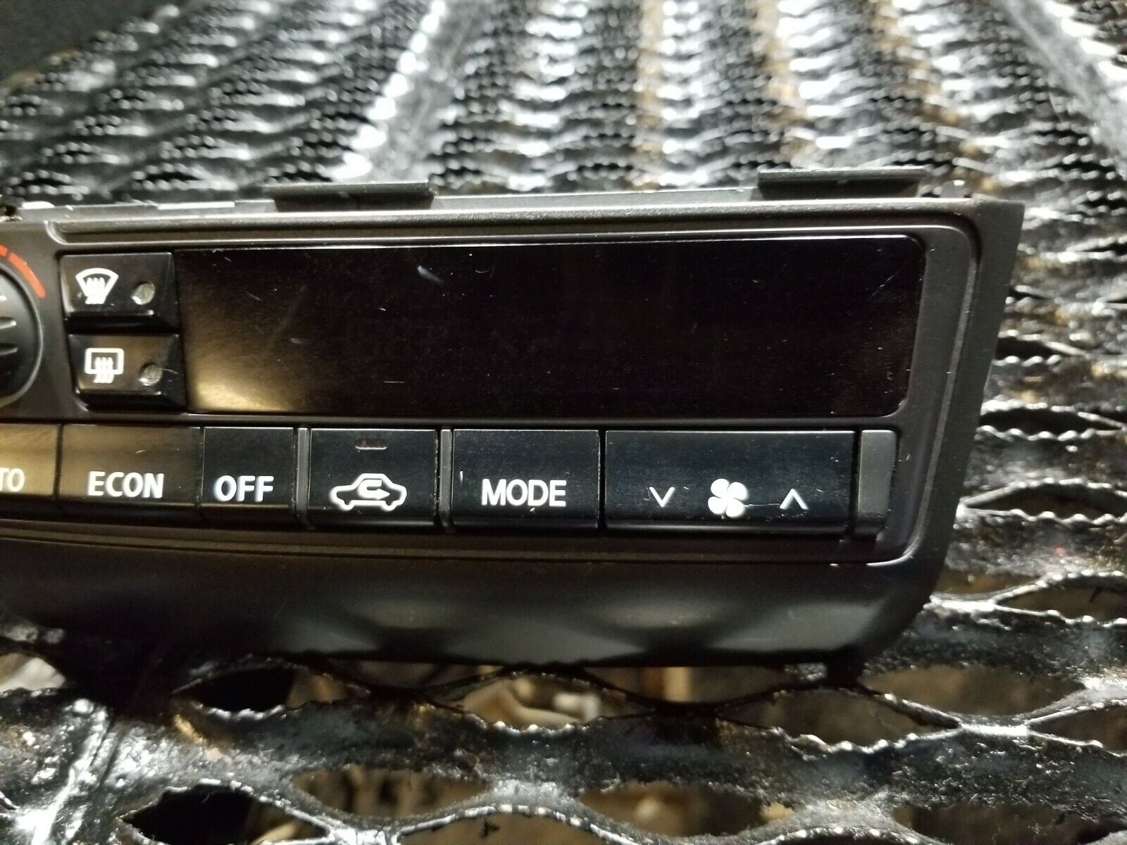 02 03 04 Infiniti I35 OEM Temperature Climate Control Unit 27500-5Y8 #85 - Perfect for Car AC Repair & Climate System Replacement