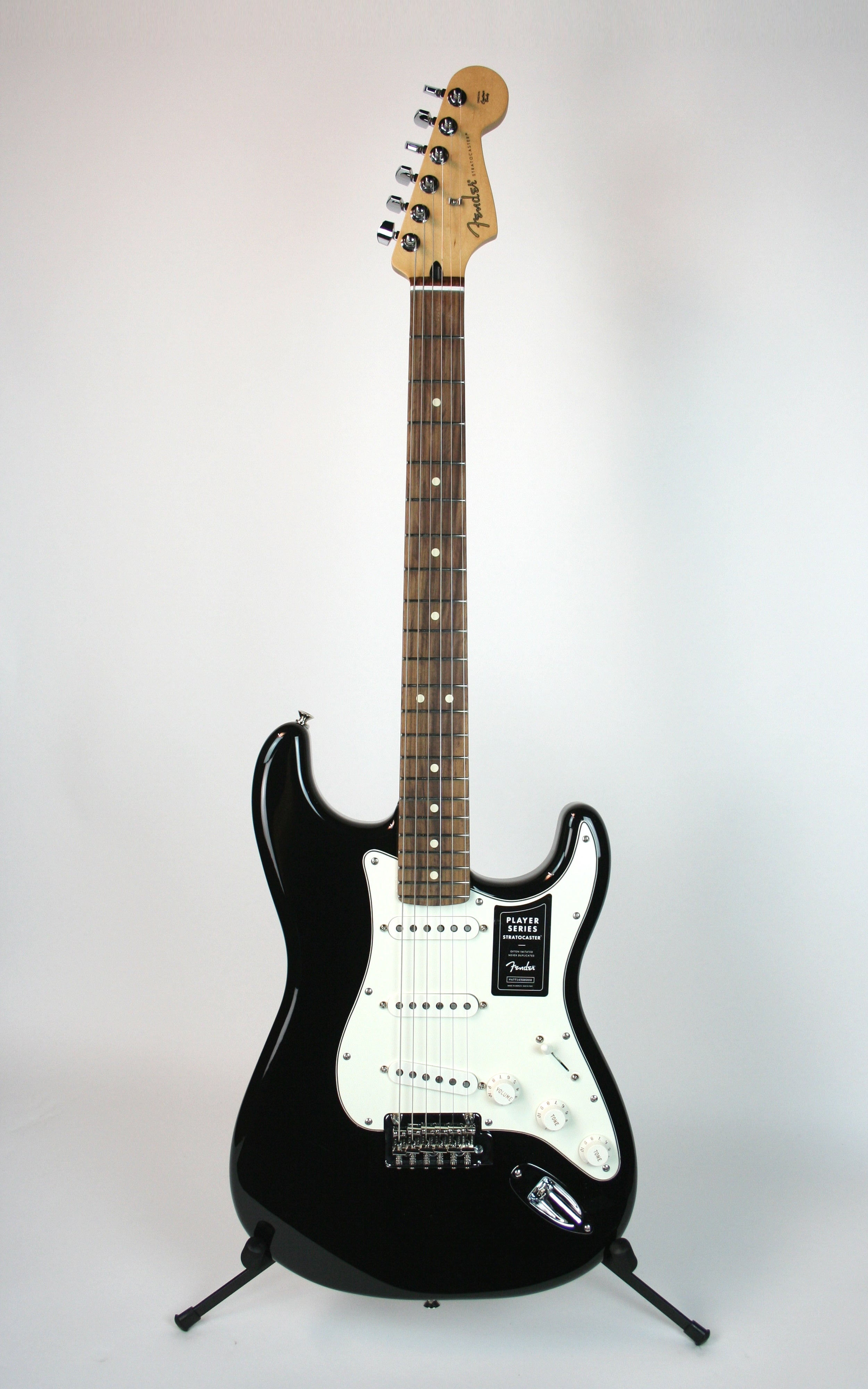 Fender Player Stratocaster PF Electric Guitar Bundle with Mustang LT25 Amplifier - Perfect for Beginners, Home Practice & Live Performances