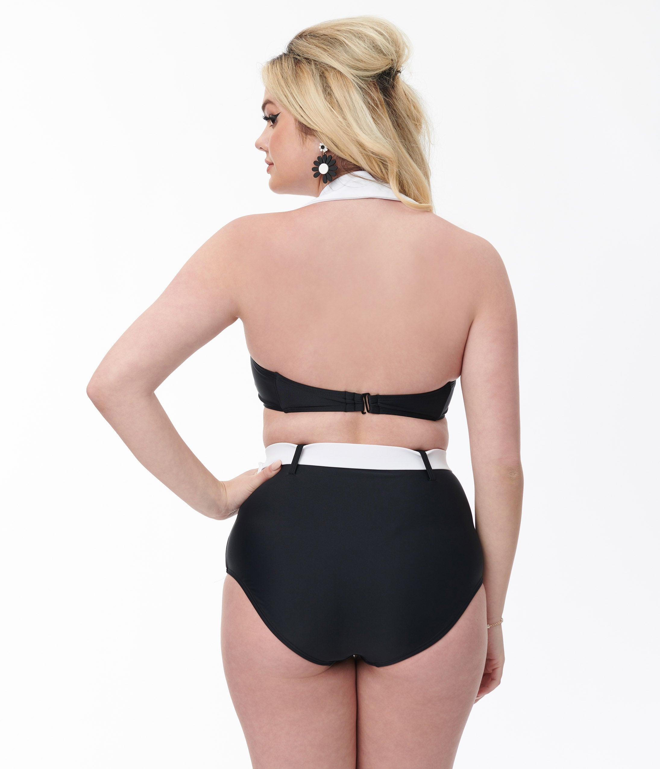 Vintage Black & White Halter Swim Top - Retro High Neck Bikini Top for Women, Beach & Pool Party, Summer Vacation Swimwear