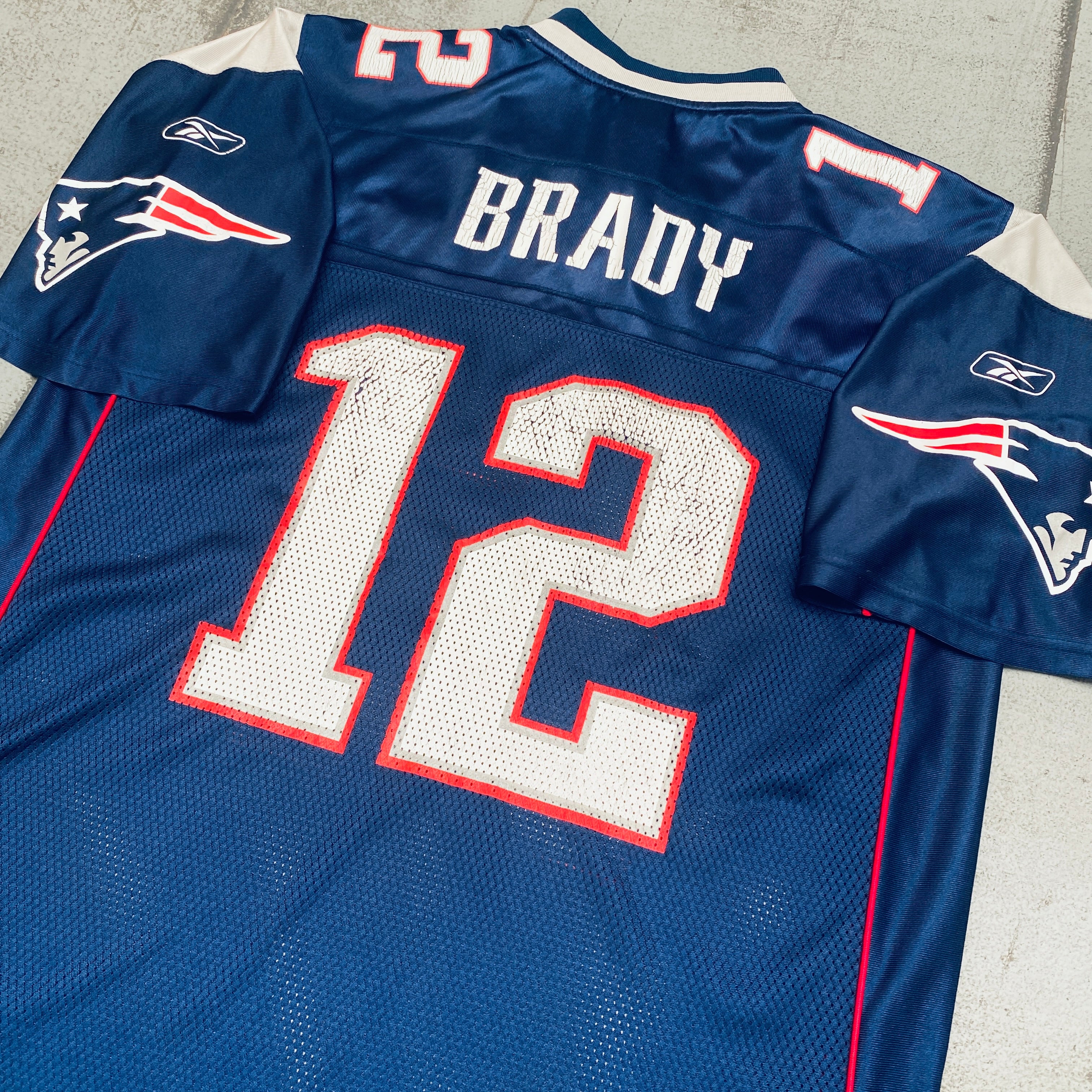 Authentic New England Patriots Tom Brady 2002/2003 Replica Jersey (Large) - Perfect for Game Day, Fan Events & Collectors