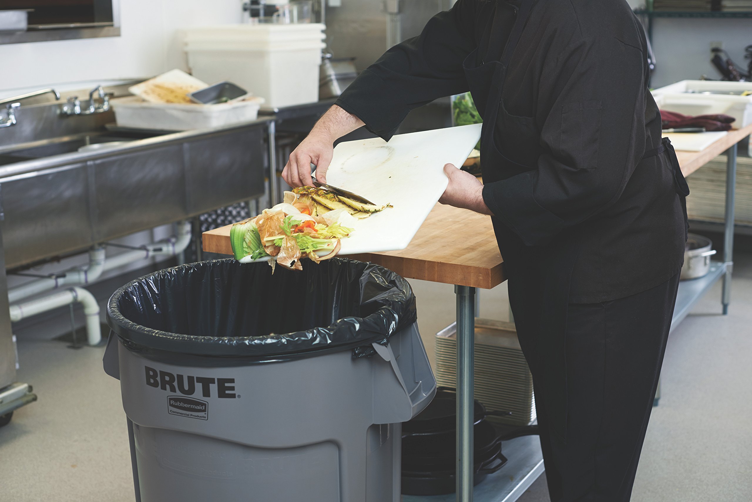 Rubbermaid BRUTE 55-Gallon Heavy-Duty Round Vented Trash Can - Gray, Commercial Grade for Landscaping, Construction, Restaurants, Stadiums, Offices & Warehouses | Durable Waste Bin for Indoor & Outdoor Use