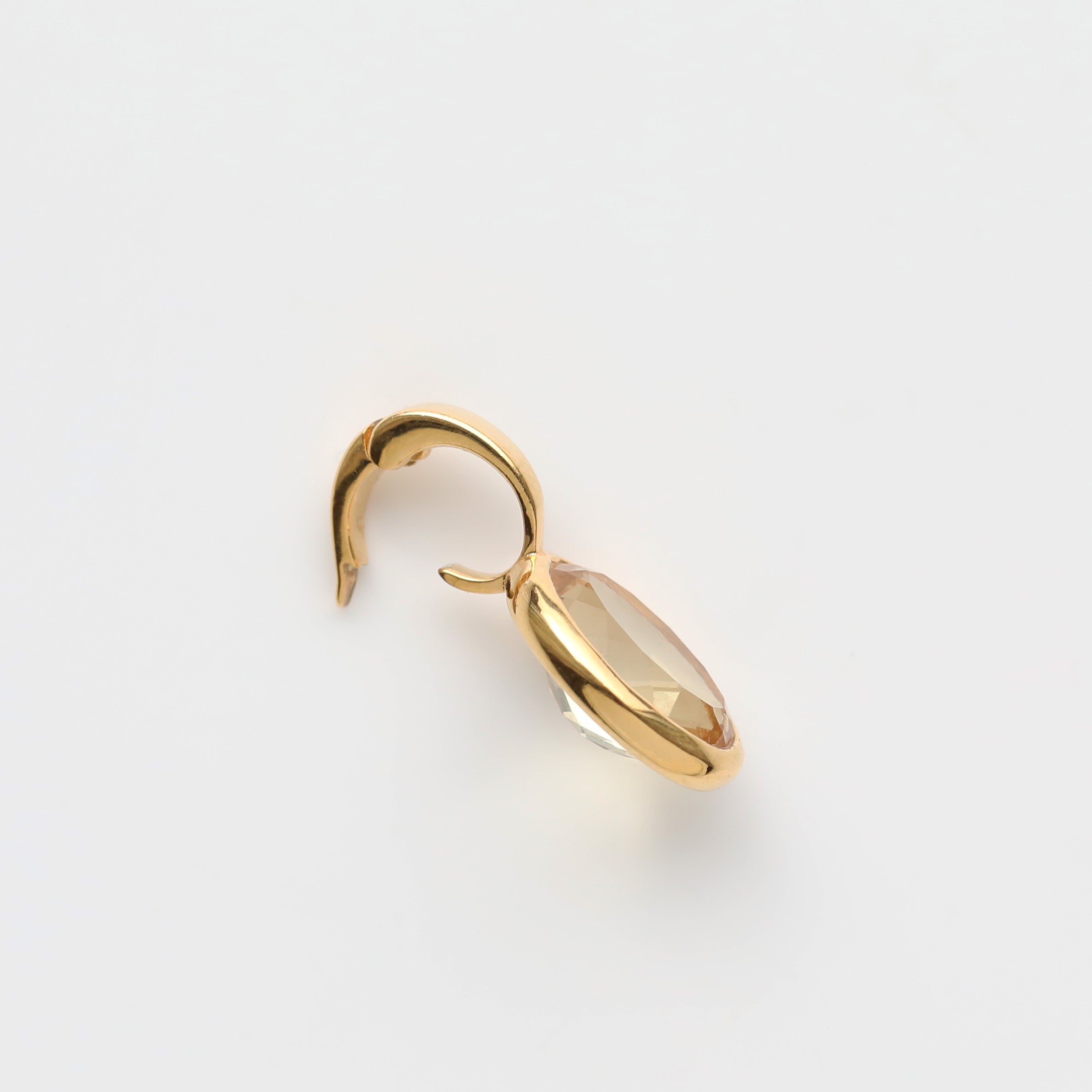 Elegant Champagne Quartz Oval Pendant Necklace - Dainty Gold Jewelry for Women - Perfect for Weddings, Anniversaries & Special Occasions