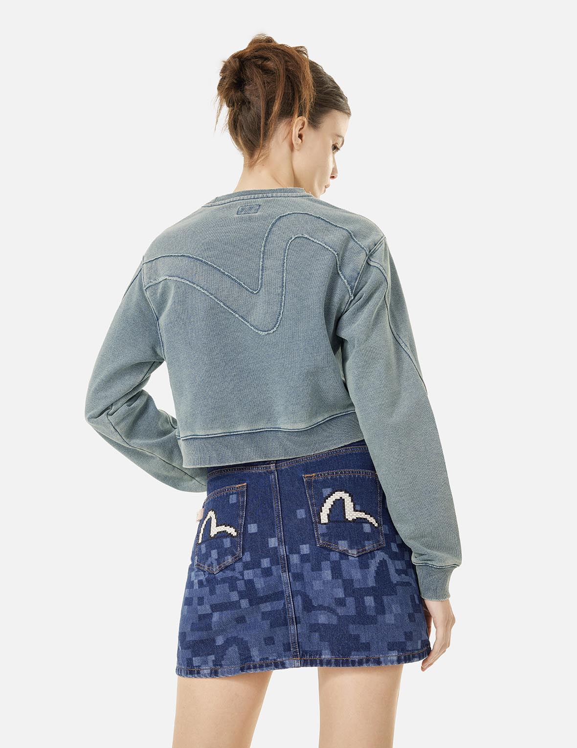 Distressed Appliqué Embroidery Washed Cropped Sweatshirt for Women - Trendy Oversized Fit Pullover for Streetwear & Casual Outfits | Perfect for Fall Layering, Coffee Dates & Weekend Errands