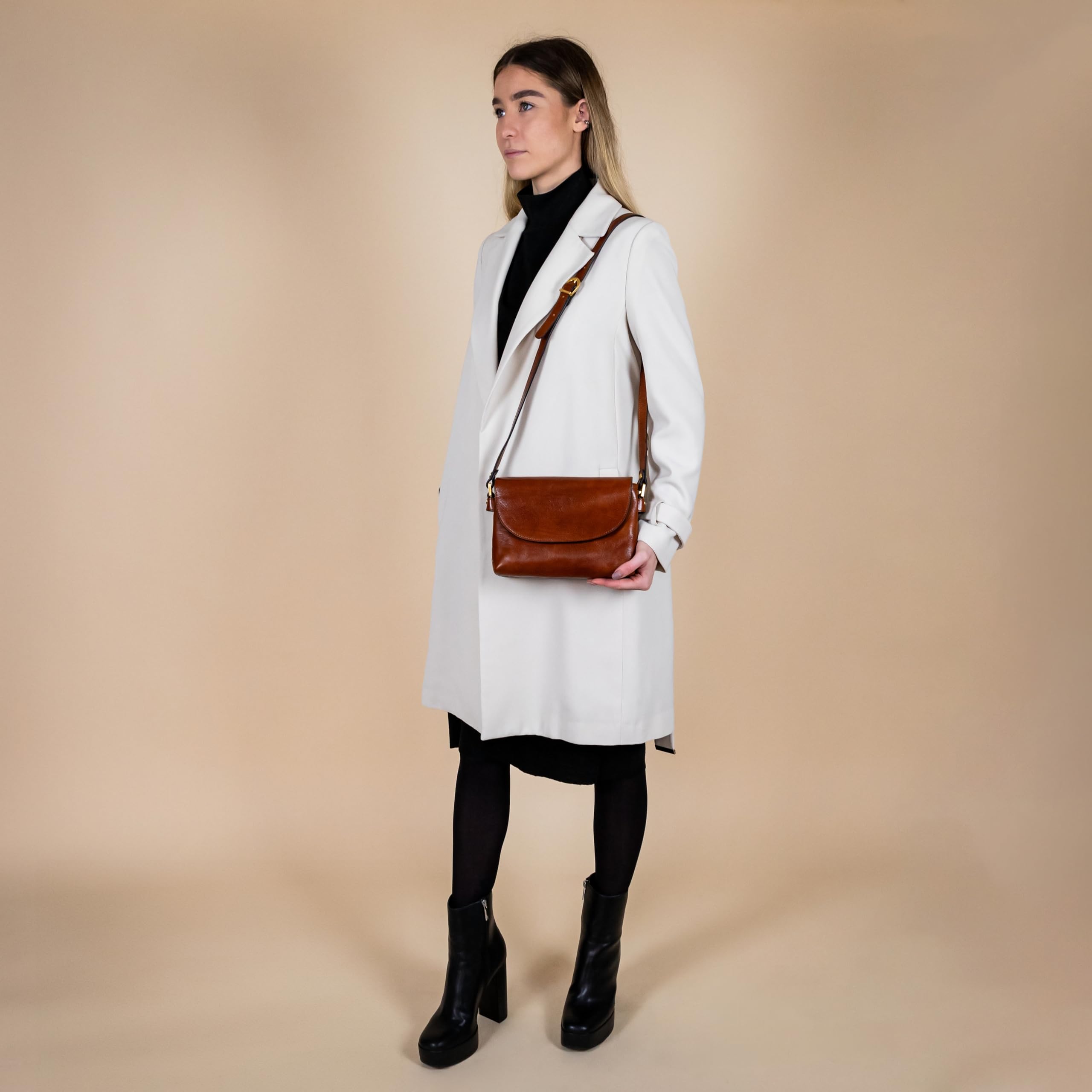 Durable Leather Crossbody Bag for Women - Stylish Handbag, Shoulder Bag & Messenger Purse - Perfect for Work, Travel & Everyday Use