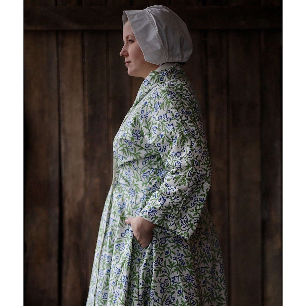 Women's Floral Printed Cotton Nightgown - Soft & Comfortable Sleepwear for Relaxing at Home or Lounging