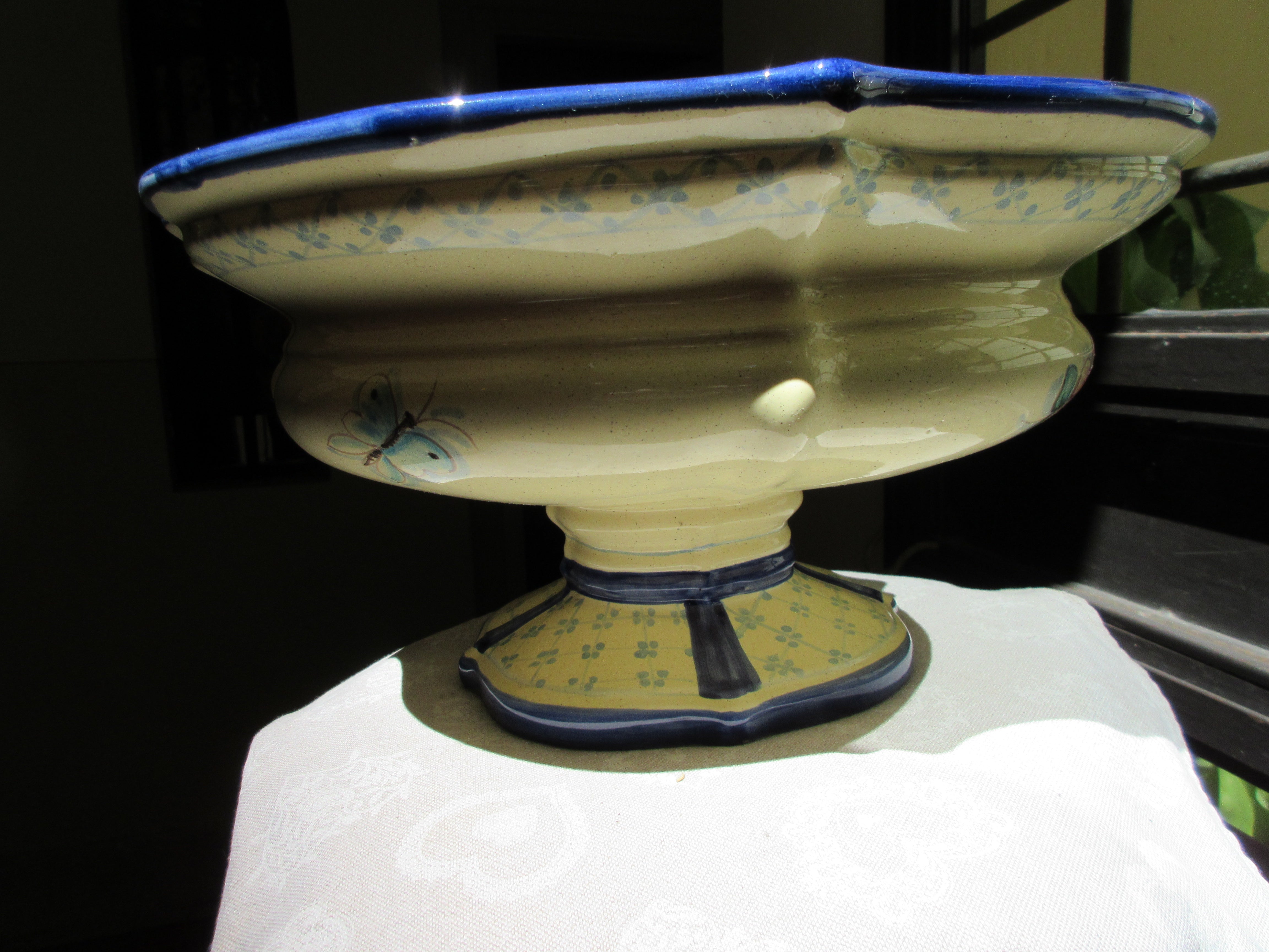 Ceramic Table Centerpiece - Elegant Handmade Ceramic Bowl for Dining Table Decor, Wedding, and Home Decor | Perfect for Centerpieces, Fruit Display, and Home Styling