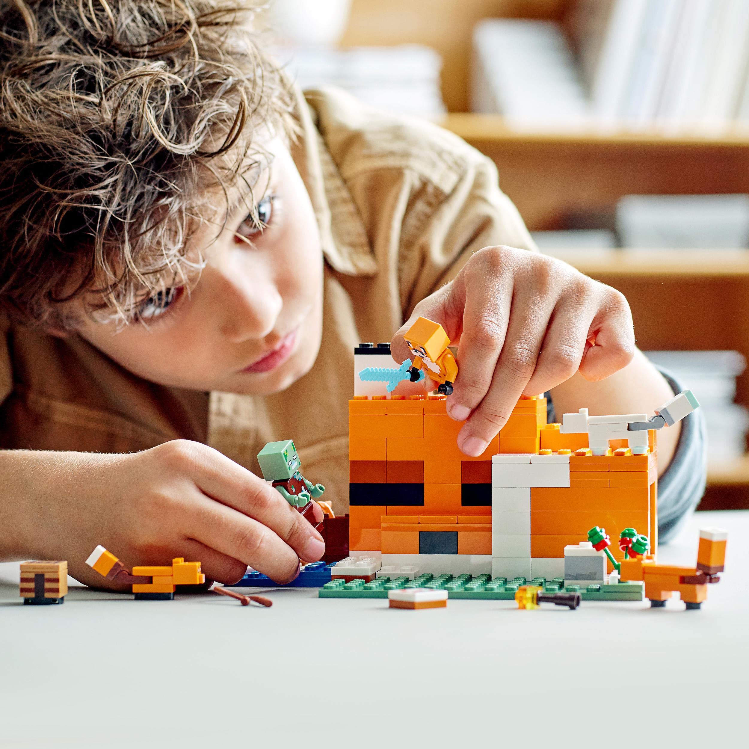 LEGO 21178 Minecraft The Fox Lodge Building Toy Set with Animal & Zombie Figures - Creative Construction Kit for Kids Ages 8+ | Perfect for Minecraft Fans, Birthday Gifts & Interactive Playtime