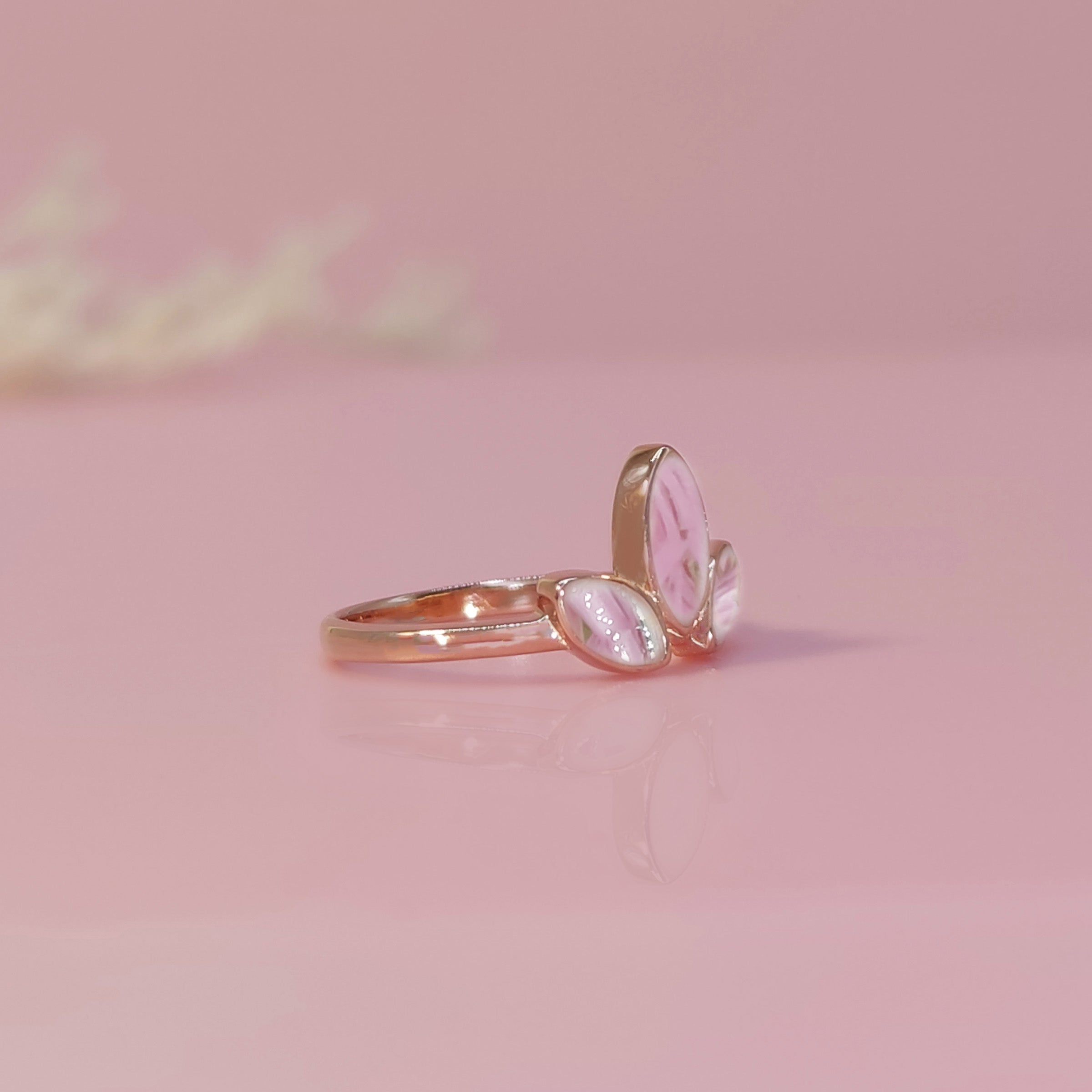 Clover Leaf Pregnancy Test Cap Ring - Early Detection Home Pregnancy Test Kit for Women - Perfect for Travel, Discreet Testing & Quick Results
