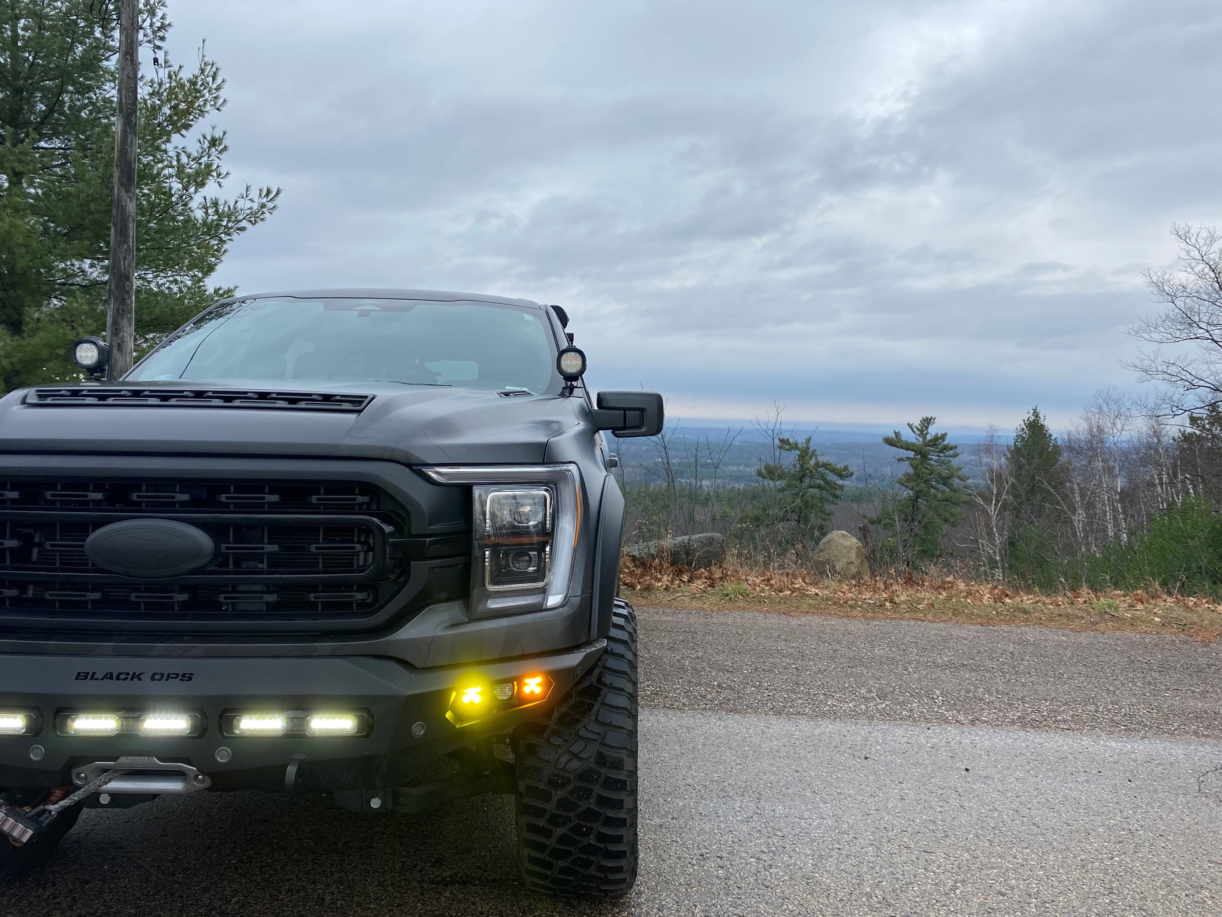 TYRI BLU 147 1 0606 Amber LED Light Bar - 12V Wide Symmetric Beam for Off-Road Trucks, ATVs & Emergency Vehicles - Durable Off-Road Lighting for Night Driving & Work Sites