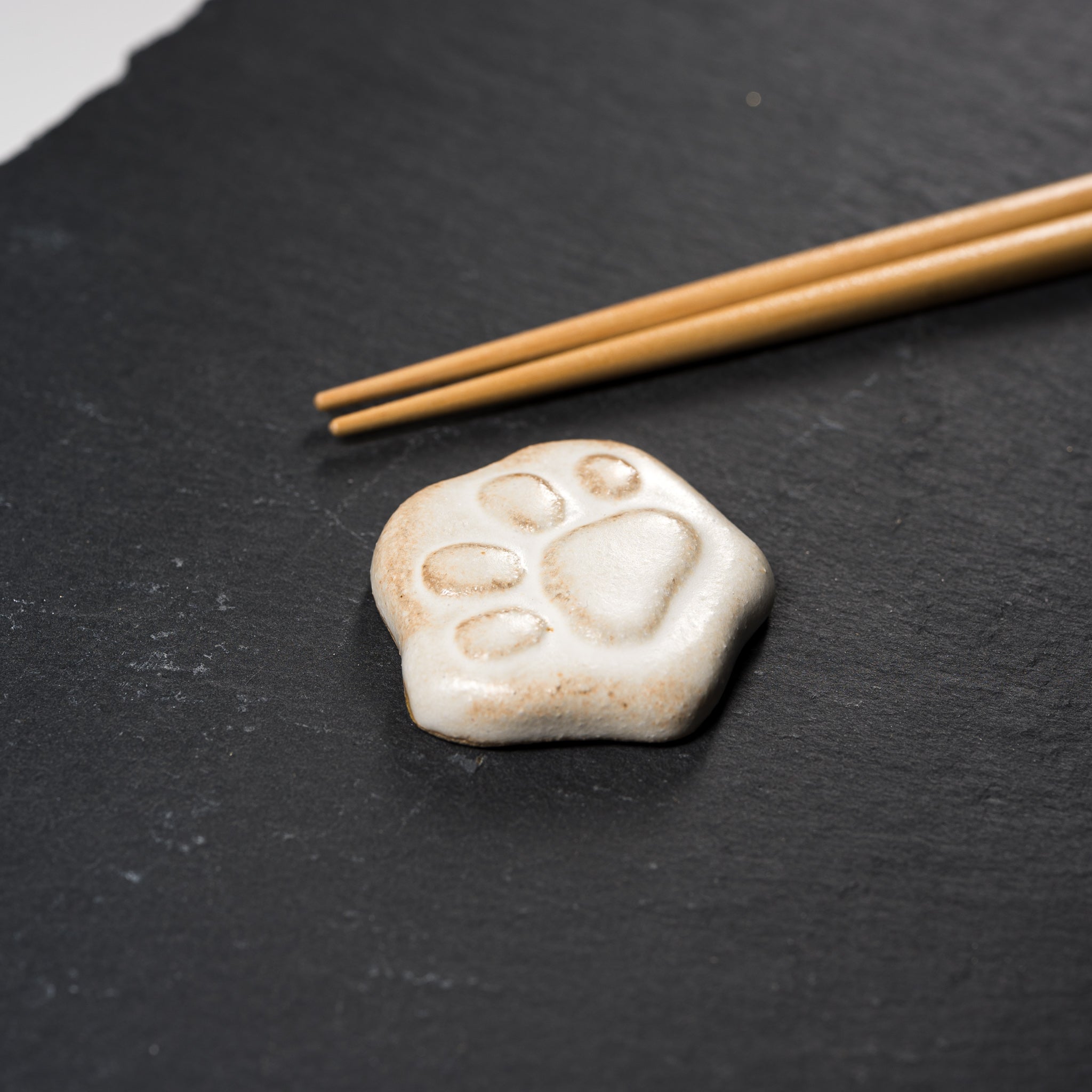 Wakasama Kiln Cat Chopstick Rest - 3 Adorable Ceramic Designs for Sushi & Asian Dining | Handmade Pottery Gift for Cat Lovers