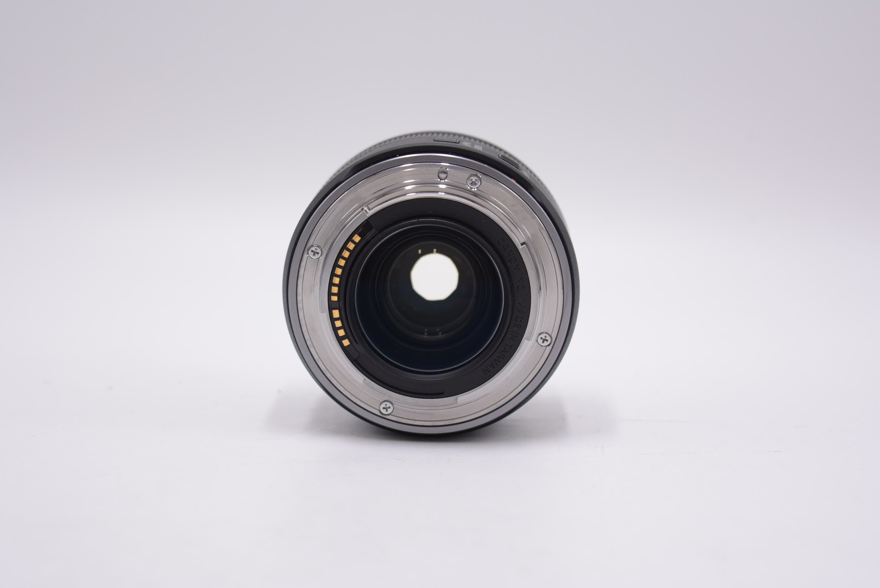 Canon RF 35mm f/1.8 IS Macro STM Lens - Fast Aperture, Image Stabilization & Macro Photography | Perfect for Portraits, Low Light & Close-Up Shots