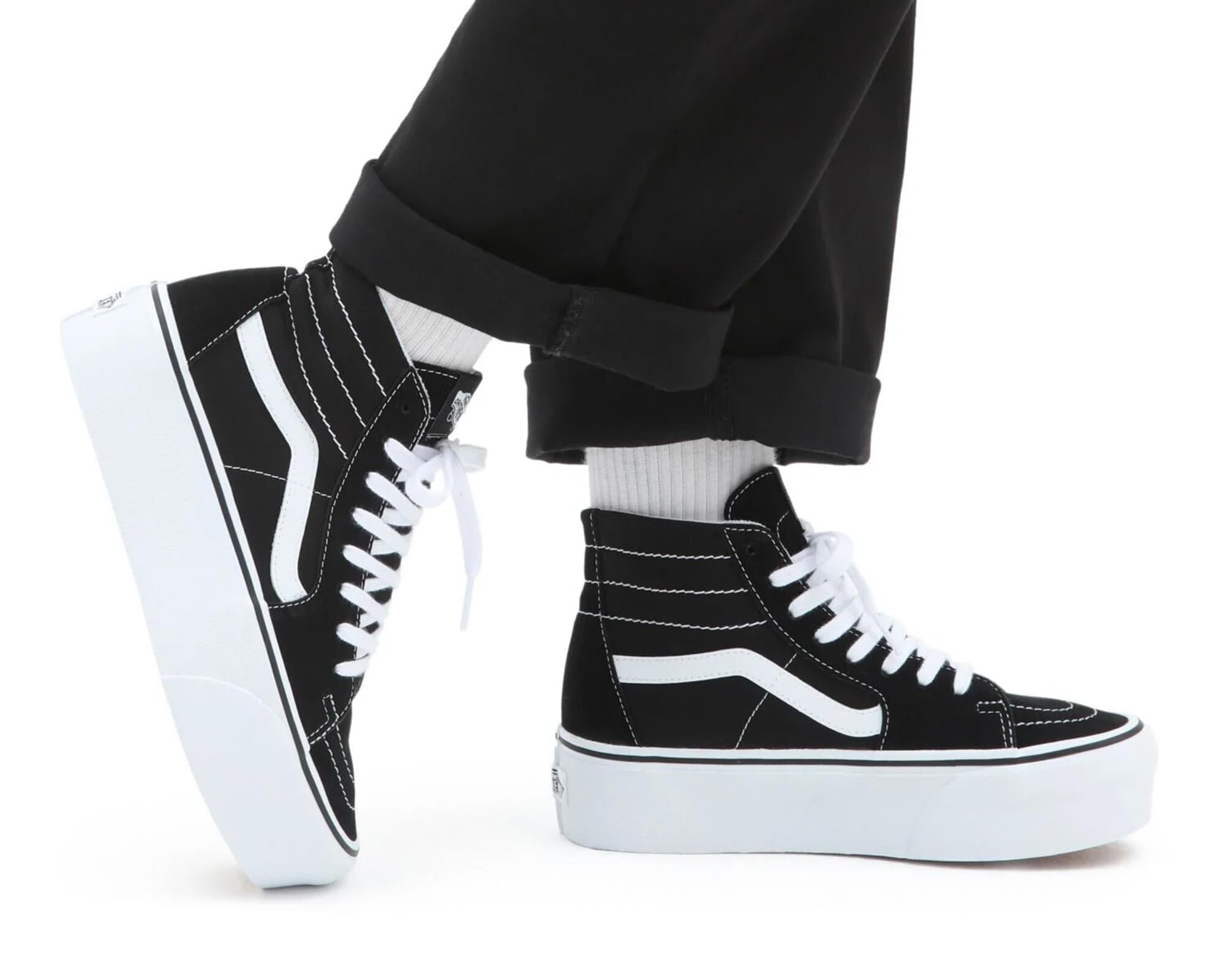 Vans Women's Classic Sneakers - Comfortable Casual Shoes for Walking, Running & Everyday Wear | Trendy Streetwear Fashion for Women & Girls