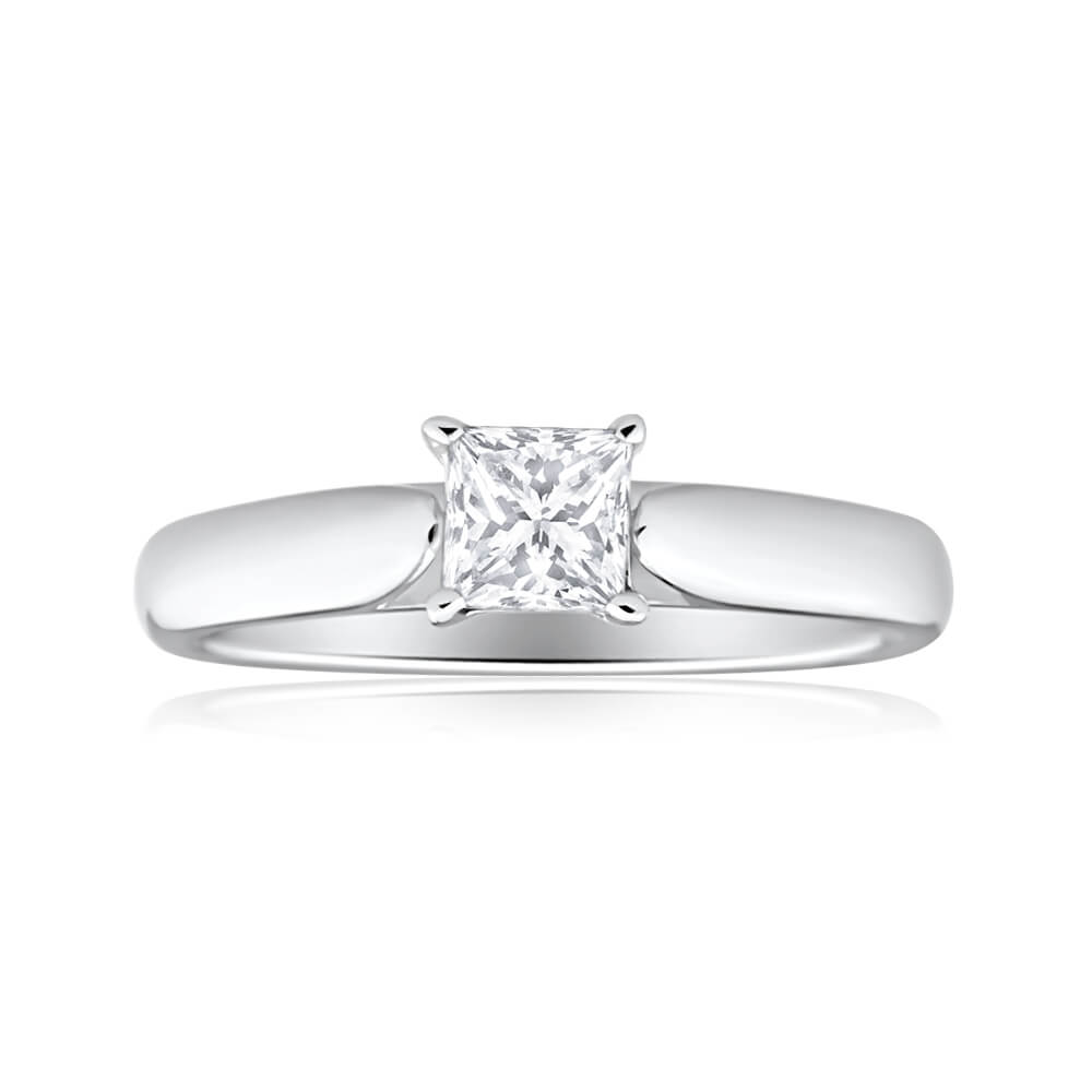 18ct White Gold Solitaire Ring with 0.5 Carat 4-Prong Set Diamond - Perfect for Engagement, Wedding & Anniversary Gifts