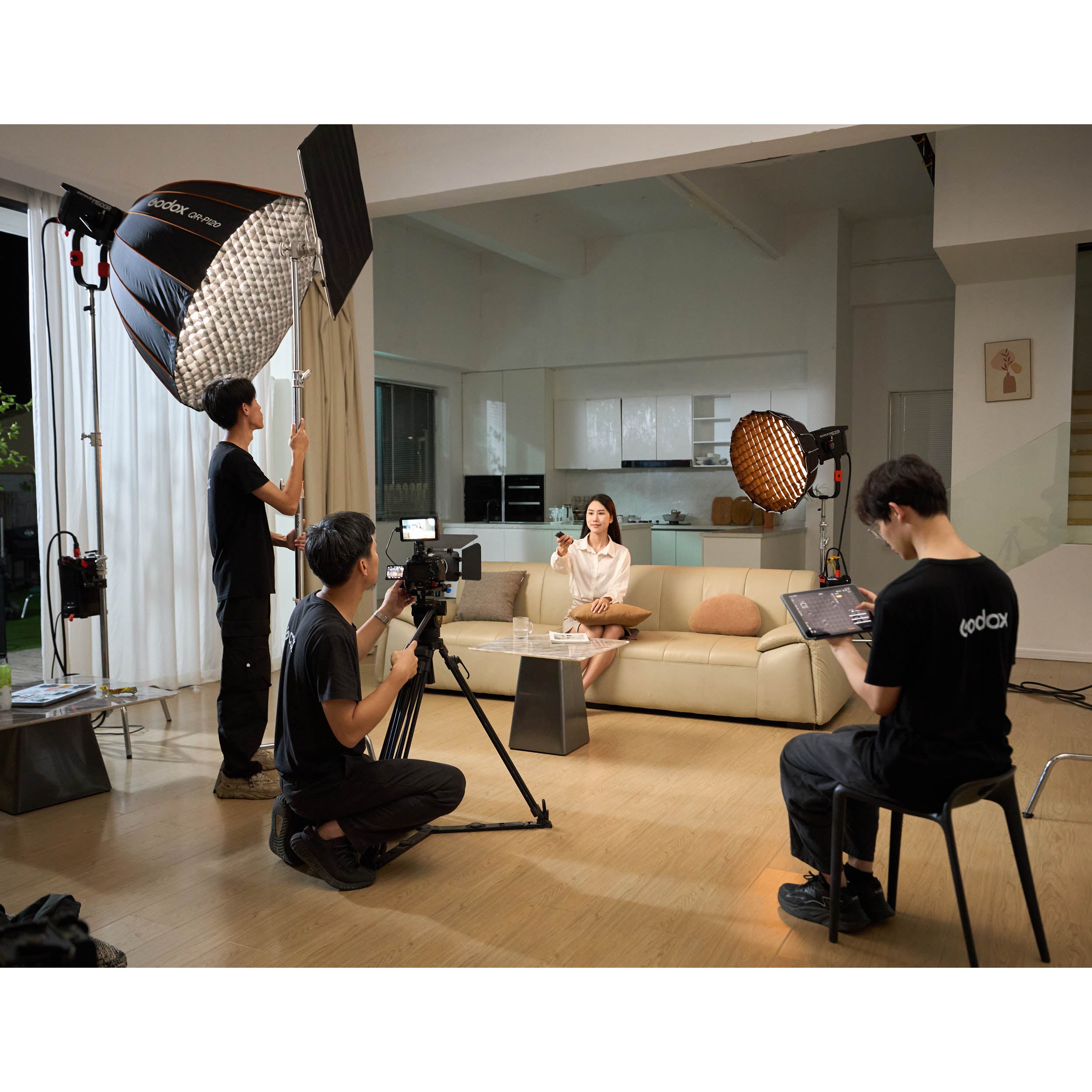 KNOWLED M600R 740W RGBWW Hard Light Cine LED Light Panel - Professional Studio Lighting for Photography, Videography & Film Production - Perfect for YouTube Videos, Live Streaming & Cinematic Shoots