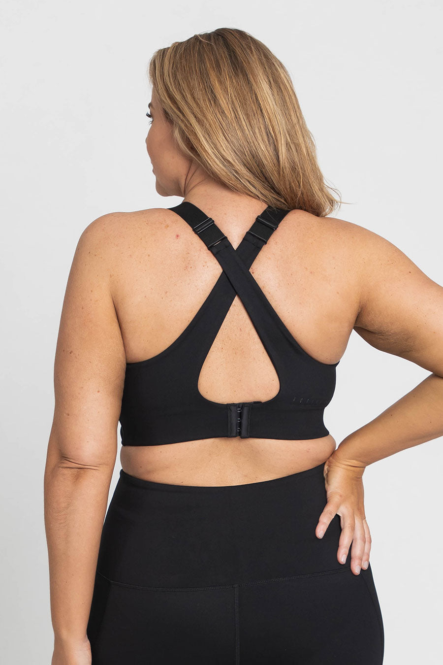 Adjustable Utility Move Bra - Comfortable & Supportive for Yoga, Running & Daily Wear - Black