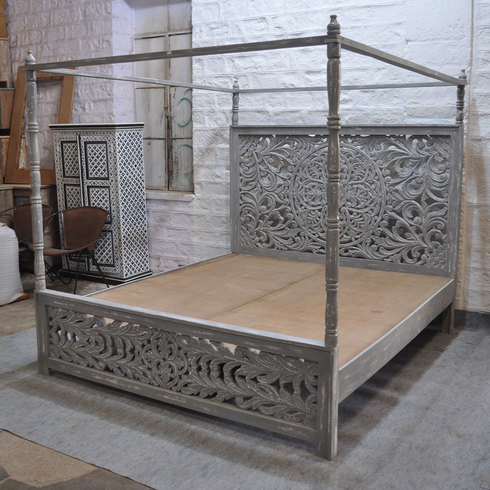 Handcrafted Dynasty Carved Panel 4-Poster King Size Bed Frame 72x80 Inch Rustic Gray Finish - Perfect for Master Bedroom, Farmhouse Decor & Luxury Bedroom Design