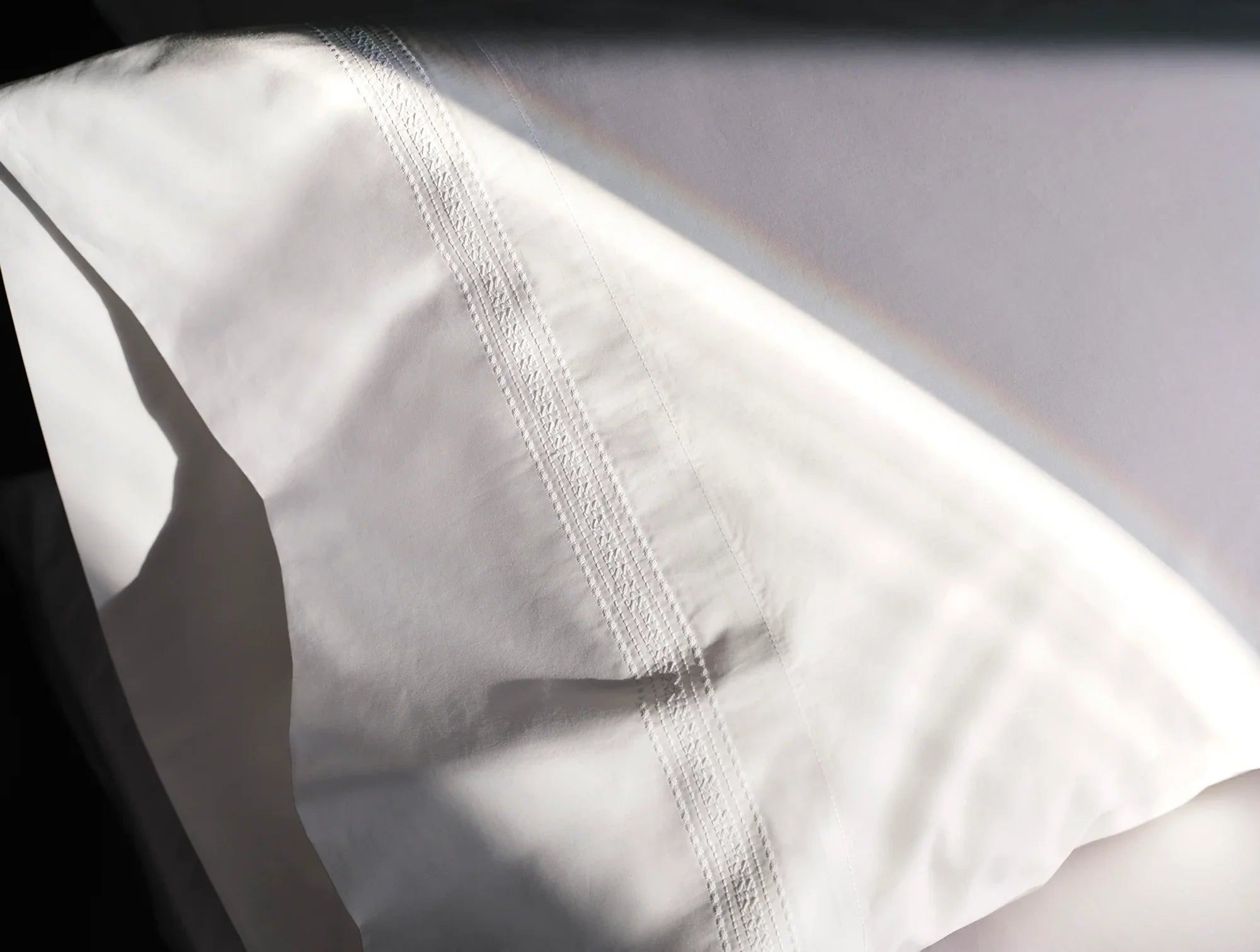 Organic Cotton Embroidered Landscape Sheet Set - Queen Size, Soft & Breathable Bedding for Home, Hotel, or Vacation Rental