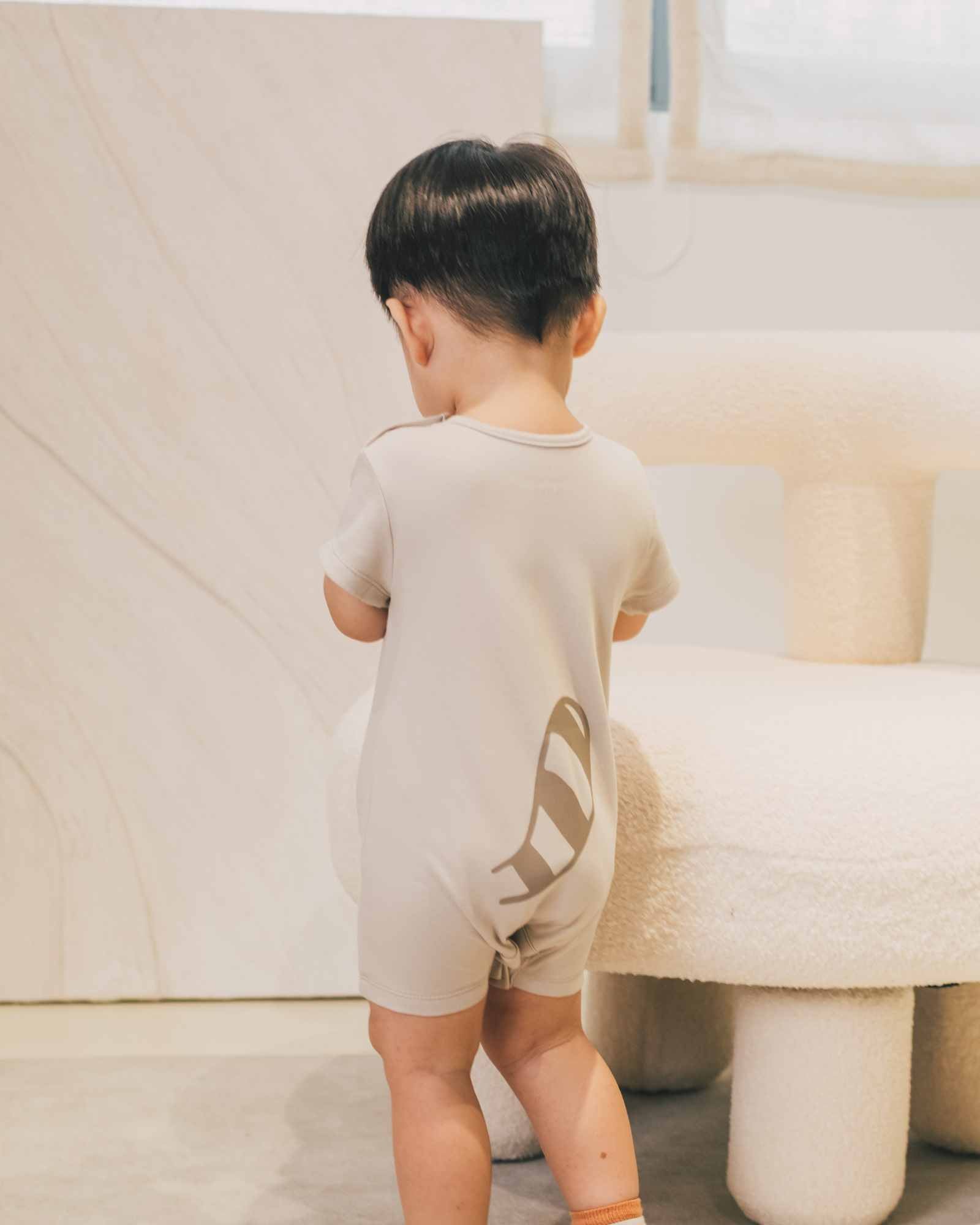 Adorable Raccoon Print Short Sleeve Baby Romper - Cute Animal Outfit for Infants & Toddlers - Perfect for Playdates, Photo Shoots & Everyday Wear