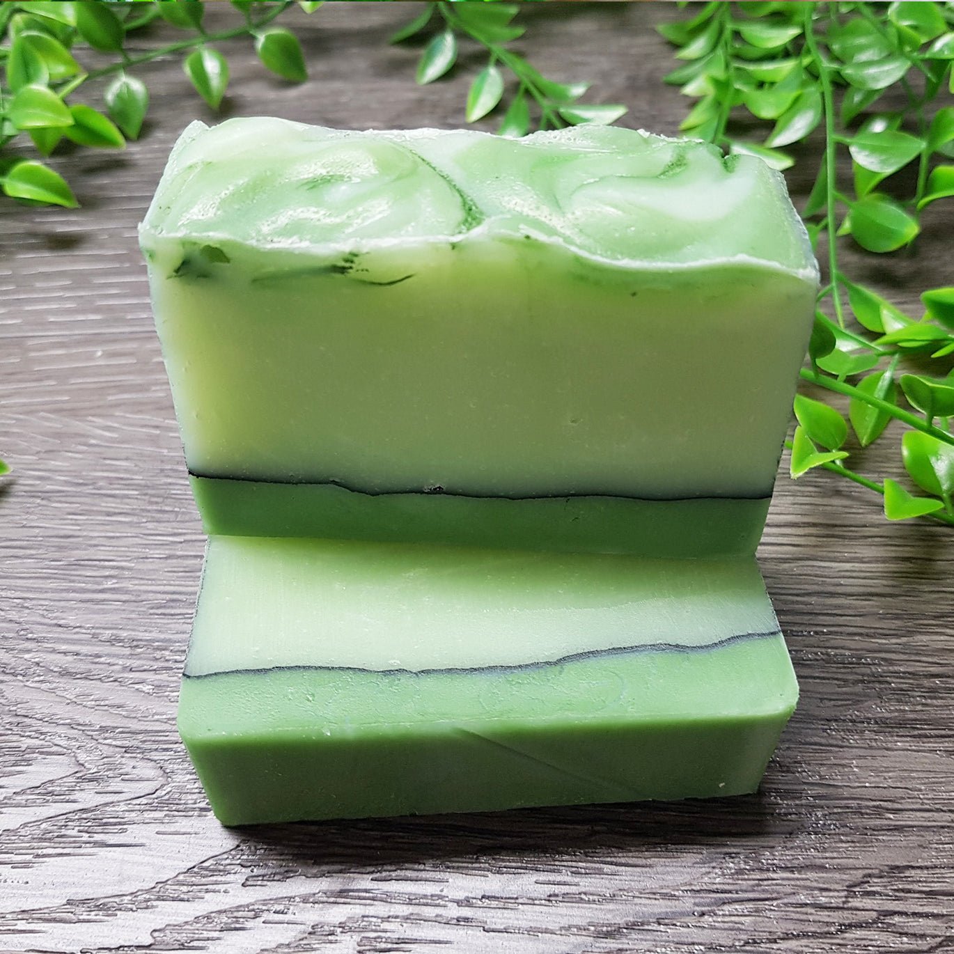 Natural Lime Handmade Soap Bar - Bulk Wholesale for Spa, Gifts & Home Use - 100% Organic & Vegan Friendly
