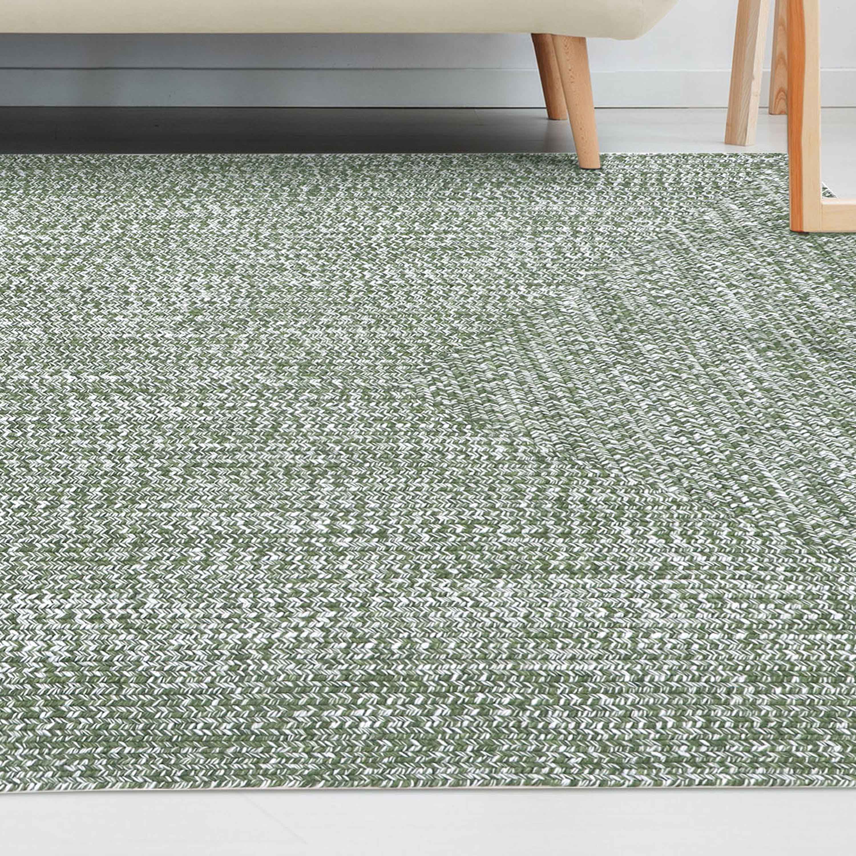 Two-Toned Braided Bohemian Area Rug - Indoor/Outdoor Use for Living Room, Patio & Bedroom Decor