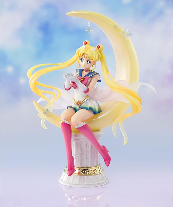 Bandai Figuarts Zero Chouette Sailor Moon Eternal Super Sailor Moon Action Figure - Bright Moon & Legendary Silver Crystal Collectible Statue - Perfect for Anime Fans, Display & Gift Giving