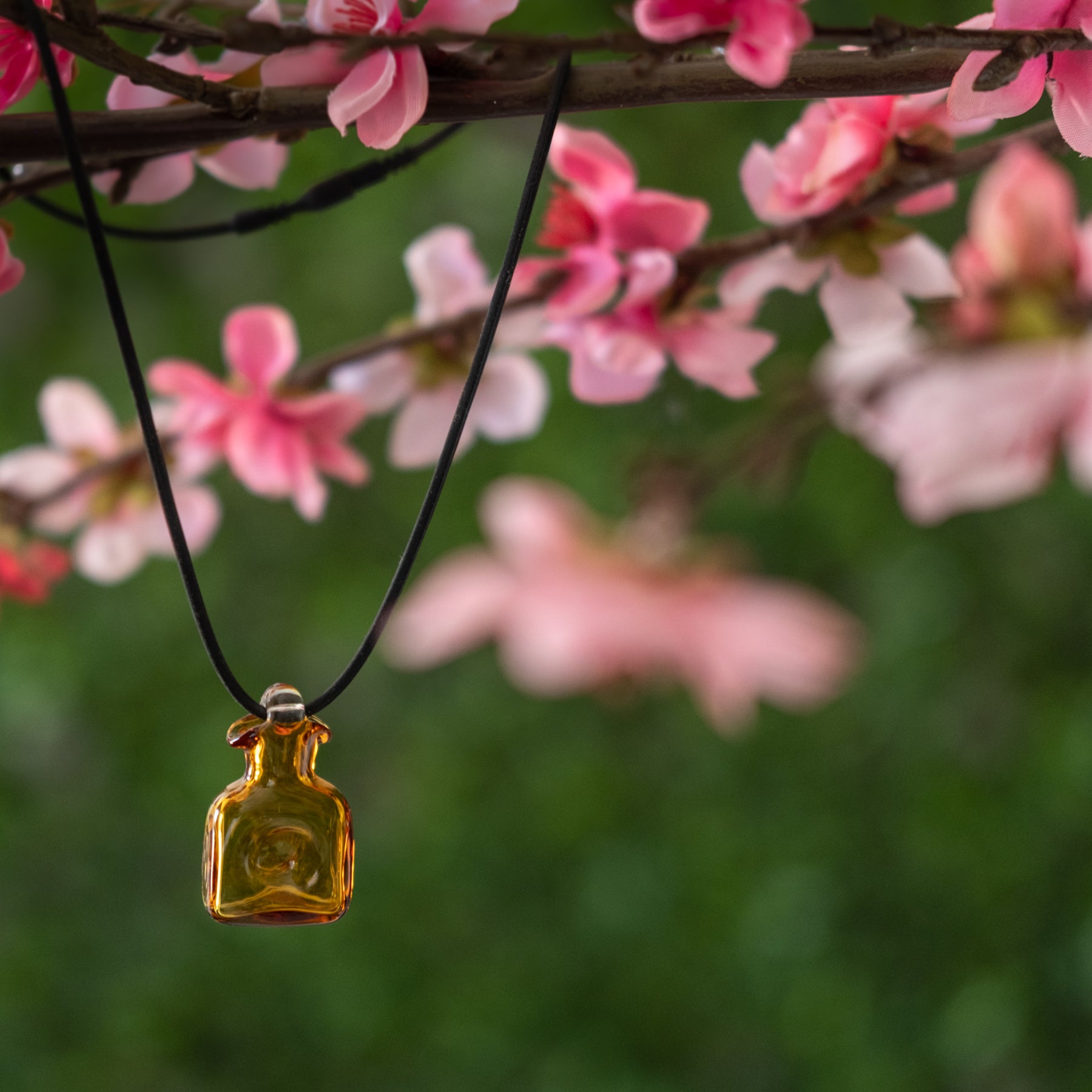 384 Water Bottle Necklace - Gold Plated Stainless Steel Lanyard for Keys & ID Badges - Perfect for Nurses, Teachers, and Office Workers