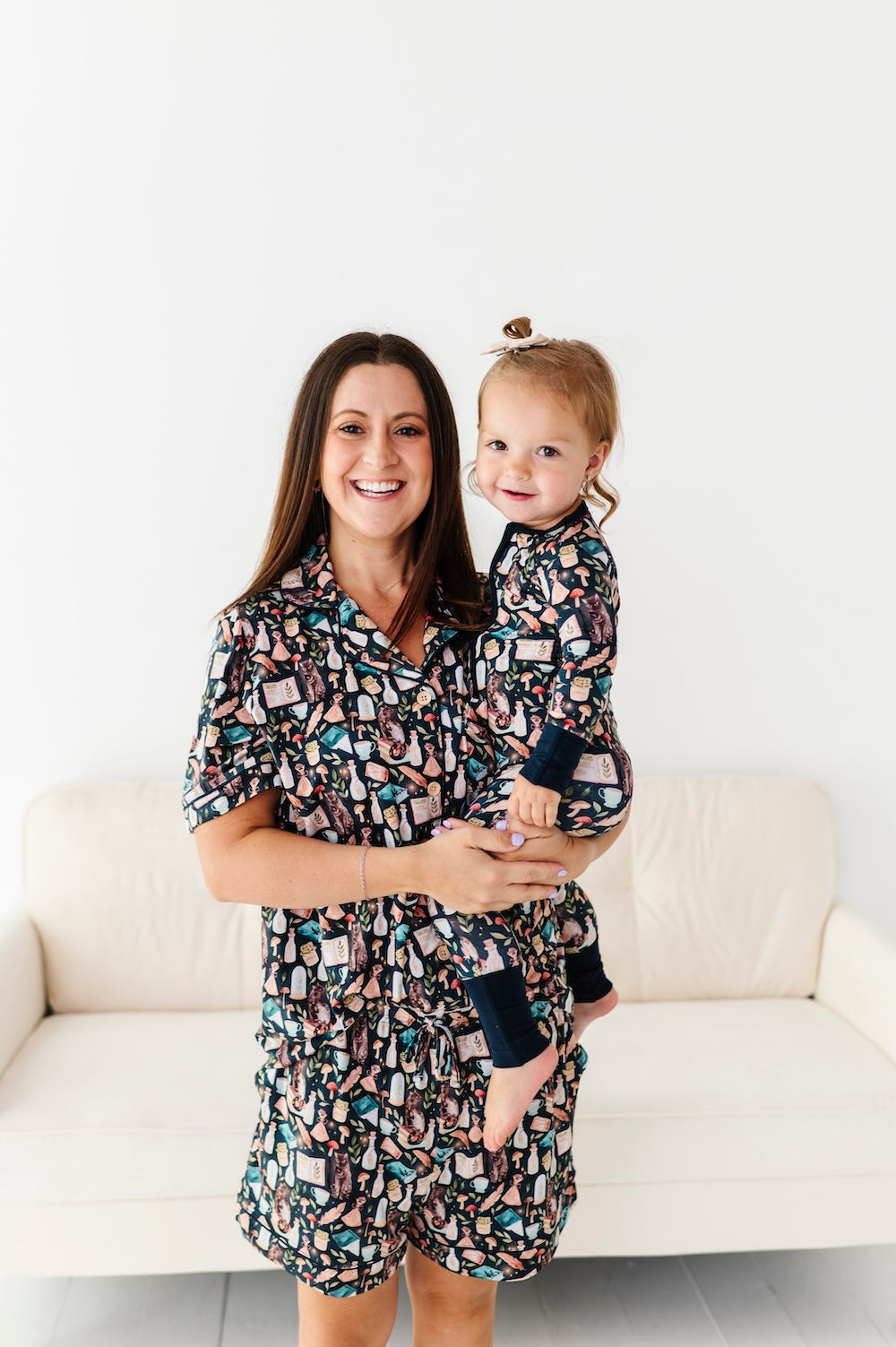 Botanicat Women's Relaxed Short Sleeve Pajama Set - Soft Cotton Sleepwear for Lounge & Nighttime Comfort - Perfect for Sleepovers, Relaxing at Home, and Cozy Evenings