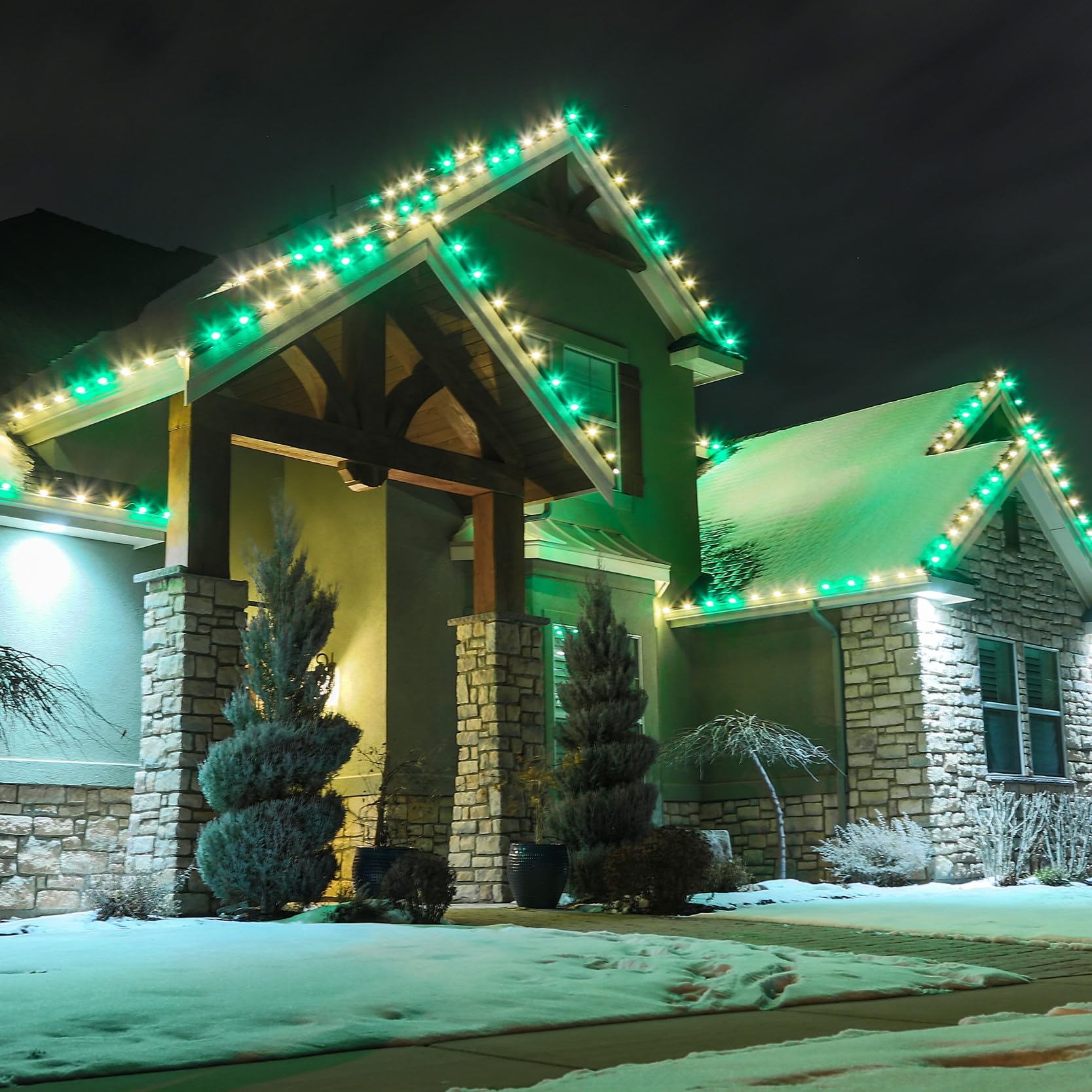 25-Pack Faceted C9 LED Christmas Light Bulbs - Warm White Sun Effect for Indoor & Outdoor Holiday Decor - Durable & Energy-Efficient Replacement Bulbs - Perfect for Christmas Trees, Roof Lines, and Holiday Displays