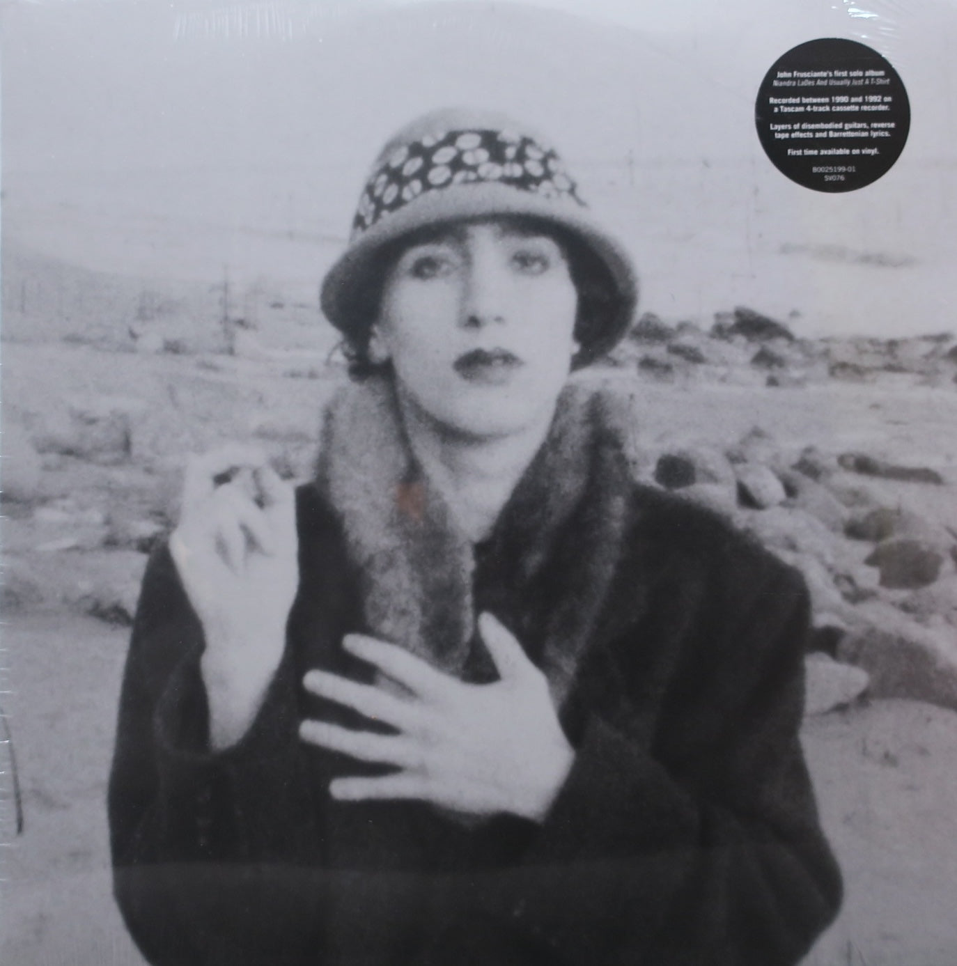 JOHN FRUSCIANTE 'Niandra LaDes And Usually Just A T Shirt' Vinyl 2LP Record - Limited Edition Double LP for Music Collectors & Vinyl Enthusiasts - Perfect for Home Listening, Gifts & Music Collections