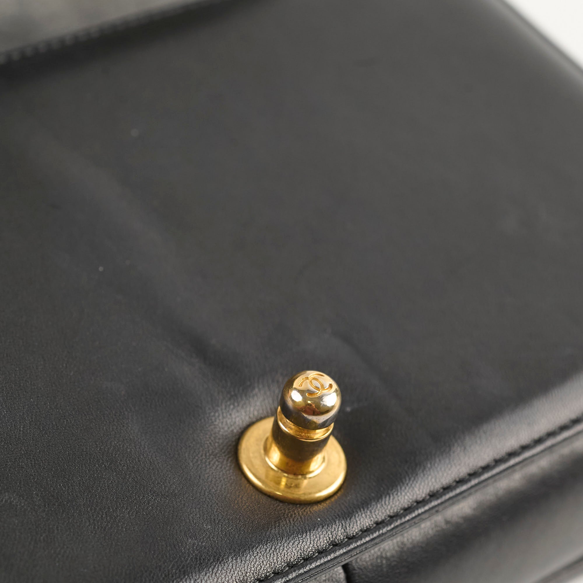 Chanel Old Medium Boy Bag in Black Lambskin Leather - Luxury Handbag for Women, Perfect for Evening Events & Daily Use