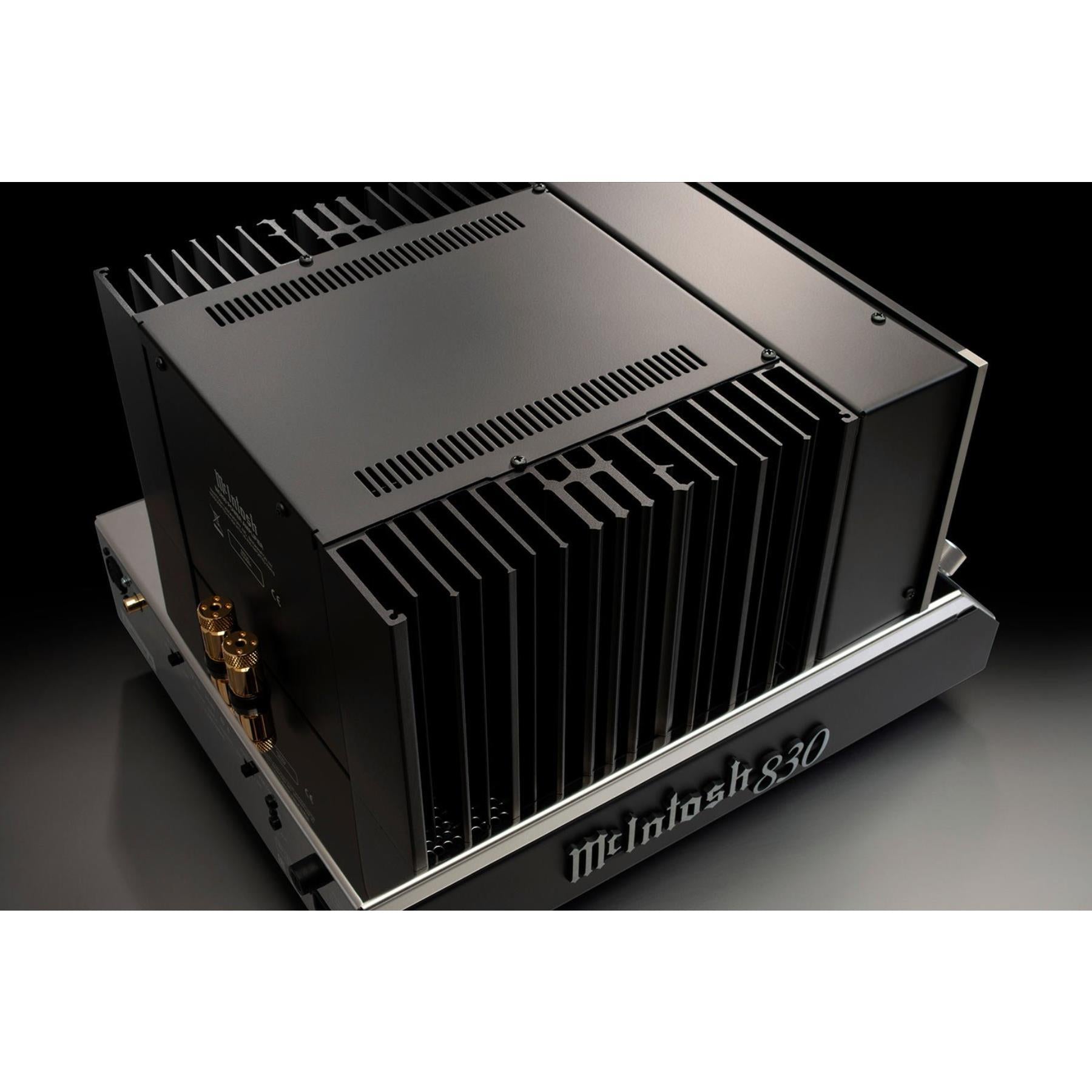 McIntosh MC830 High-Performance 1 Channel Solid State Power Amplifier - Professional Audio & Home Theater Sound System Enhancement