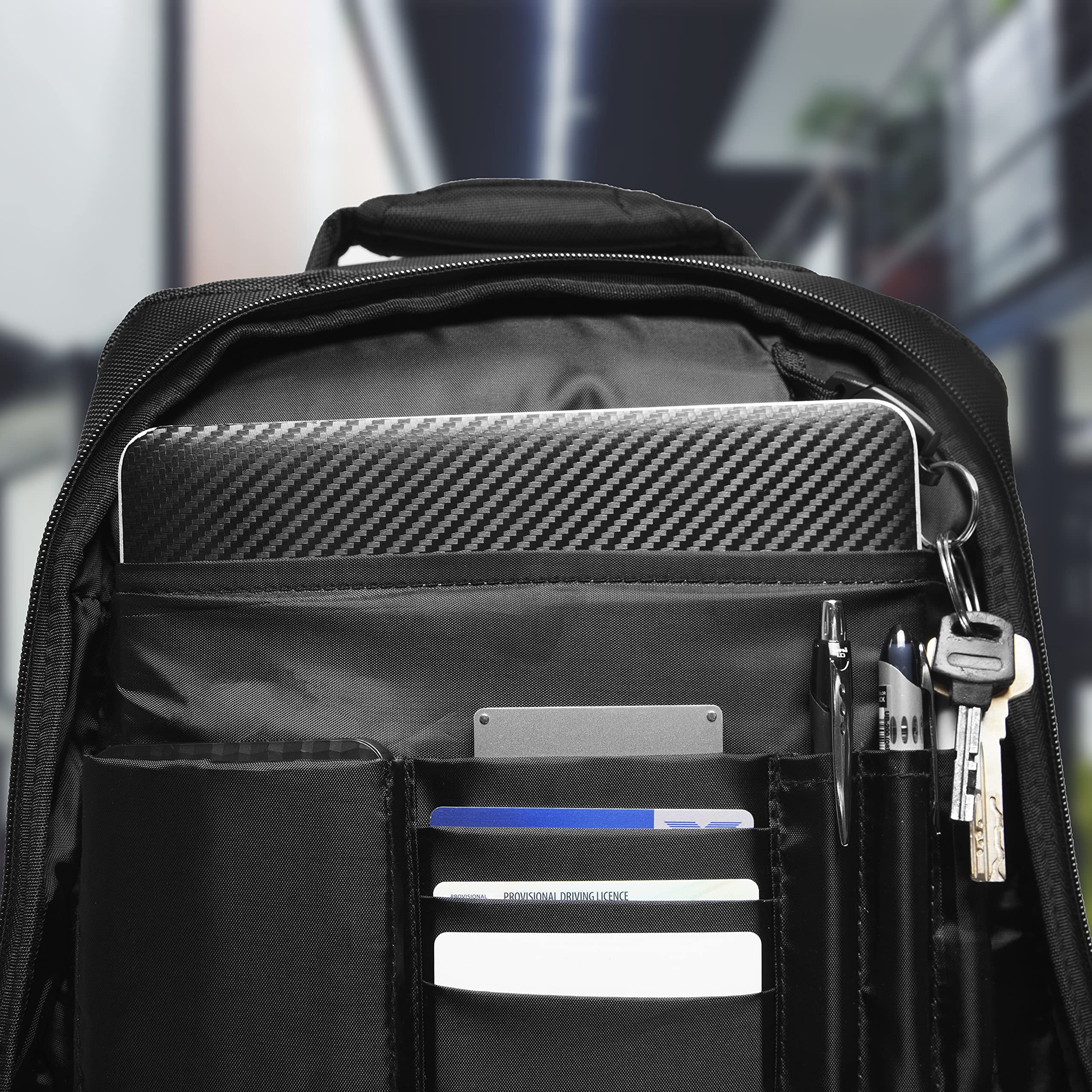 Duronic Lightweight Water Resistant 15.6 Inch Laptop Backpack - Business Travel Computer Bag for Men & Women, School Rucksack, Gym Backpack with USB Charging Port - Perfect for Work, College, Commuting and Daily Use